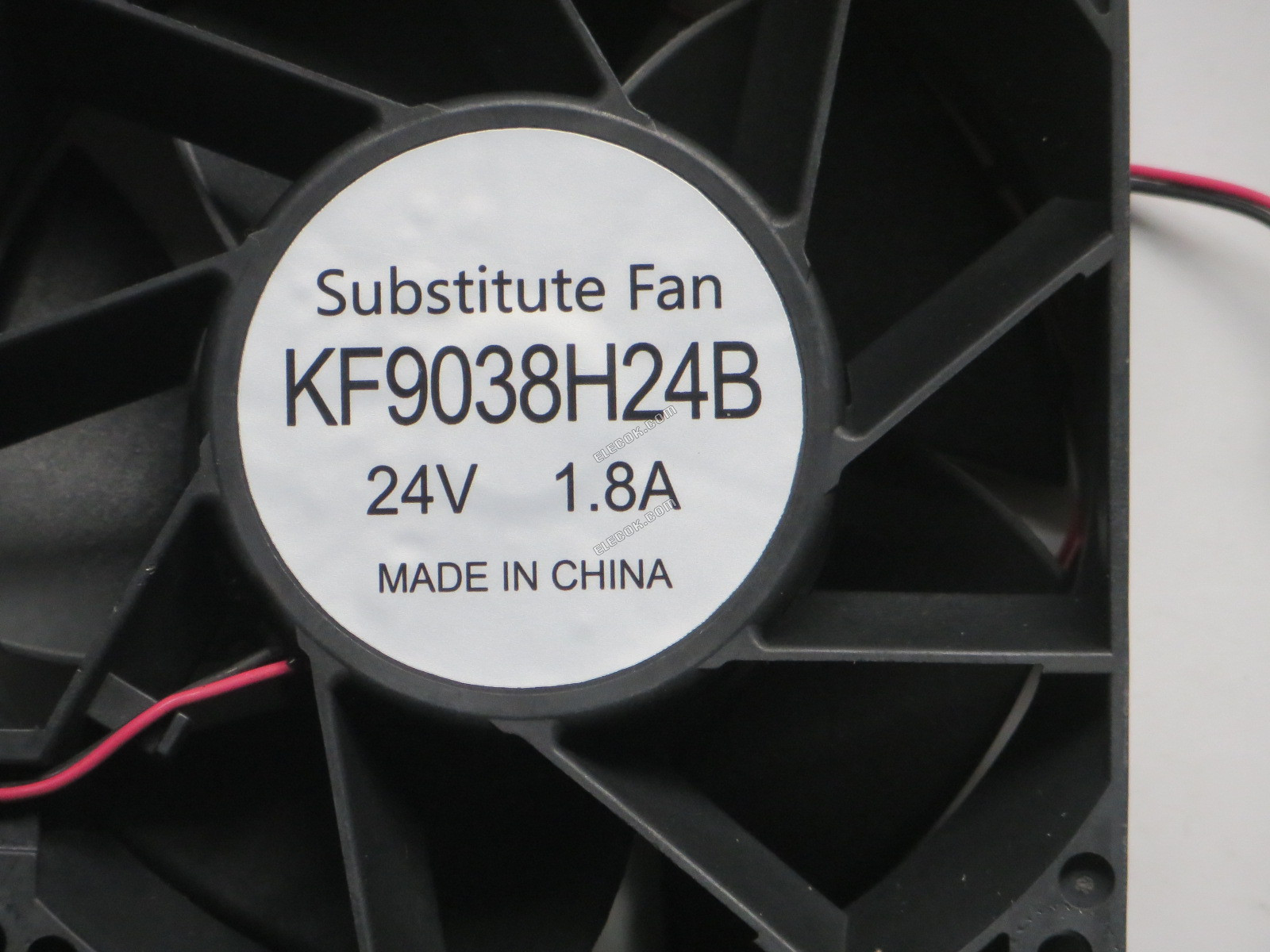 sanonda KF9038H24B DC 24V 1,8A 2 vezeték Hűtőventilátor helyettesítő felújított 