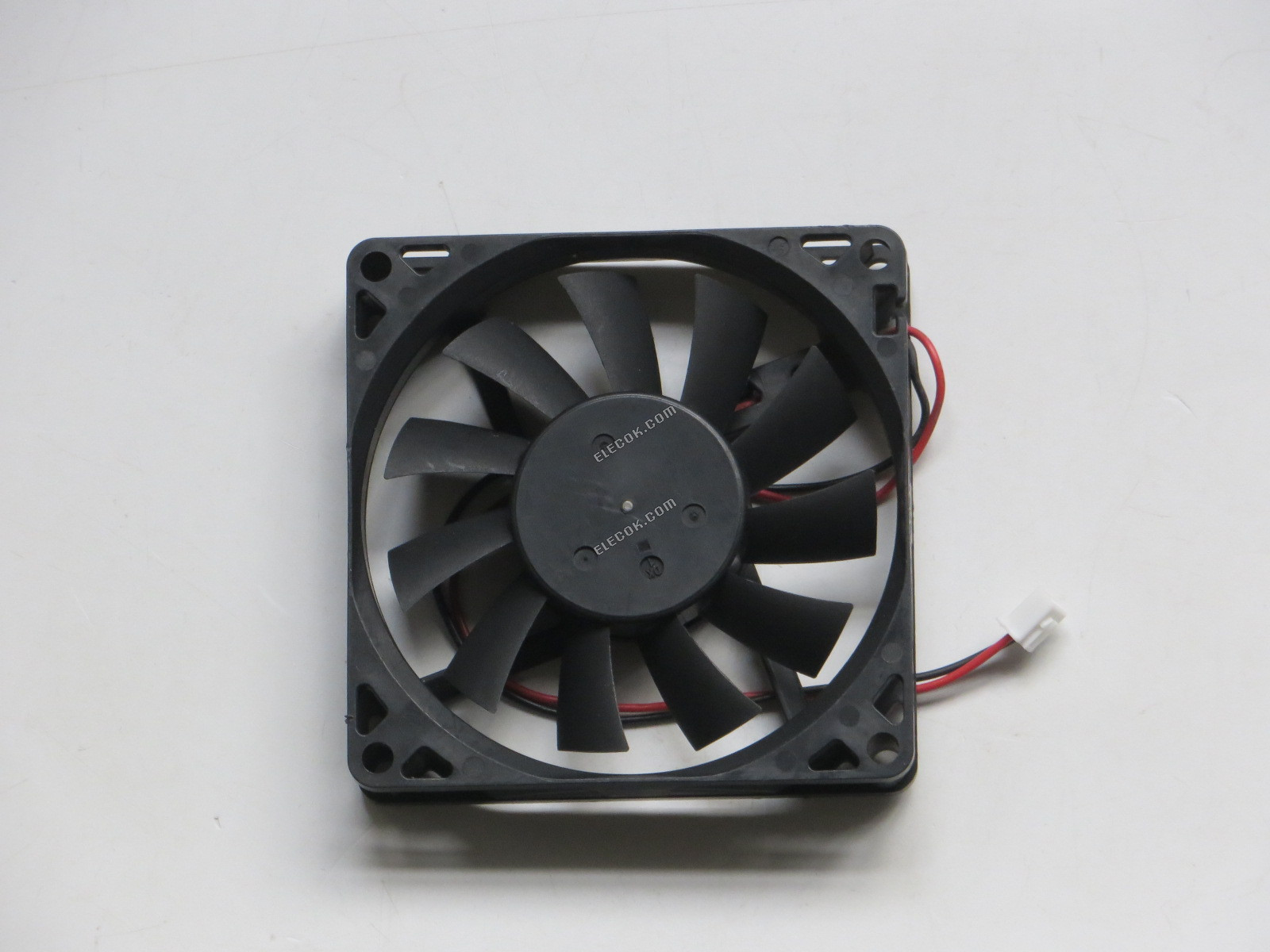 Nidec DJT80RBAS3-S04 12V 0,09A 2 vezeték Hűtőventilátor 