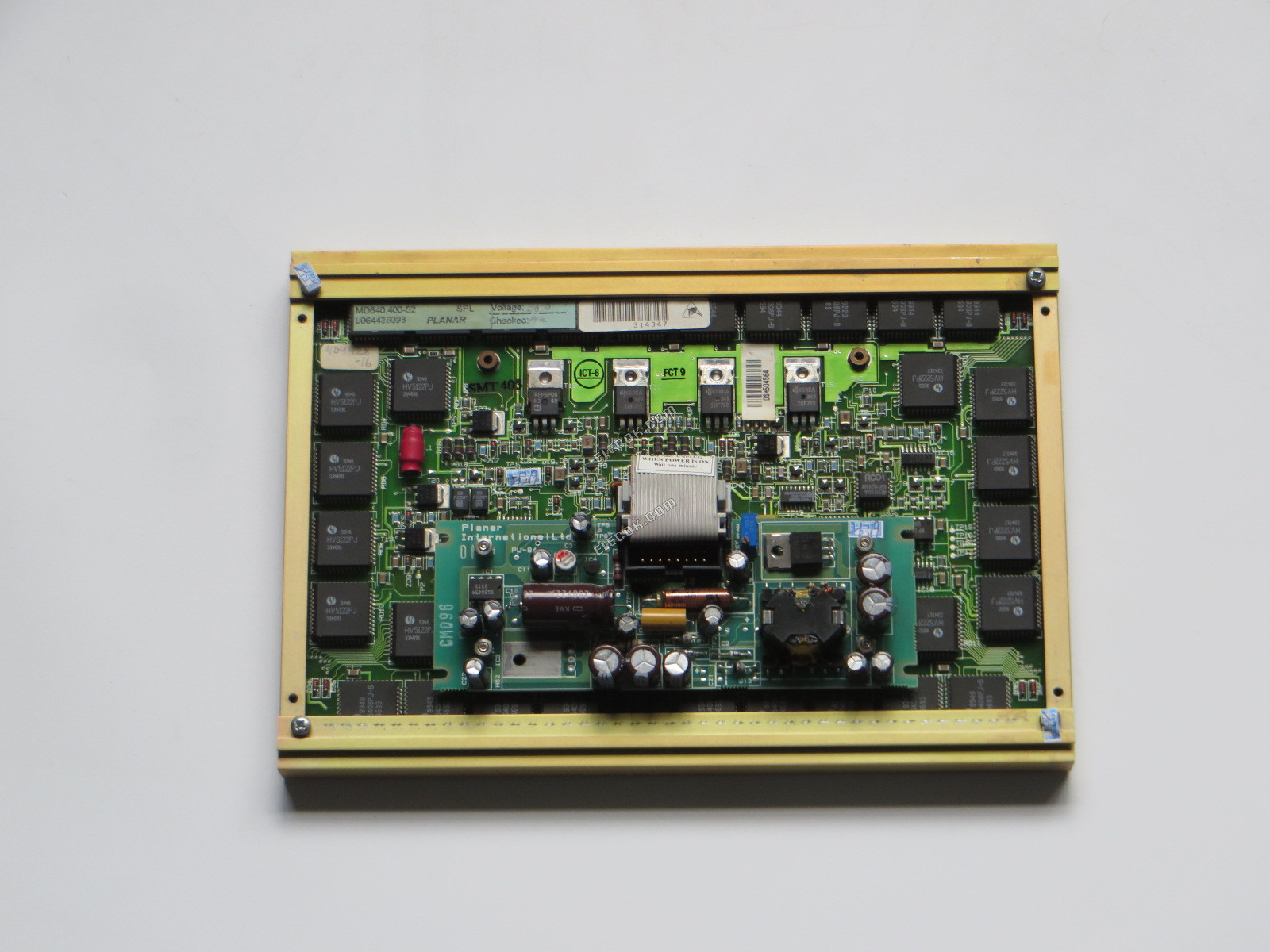 MD640.400-52 LCD OBRAZOVKA s Rám 
