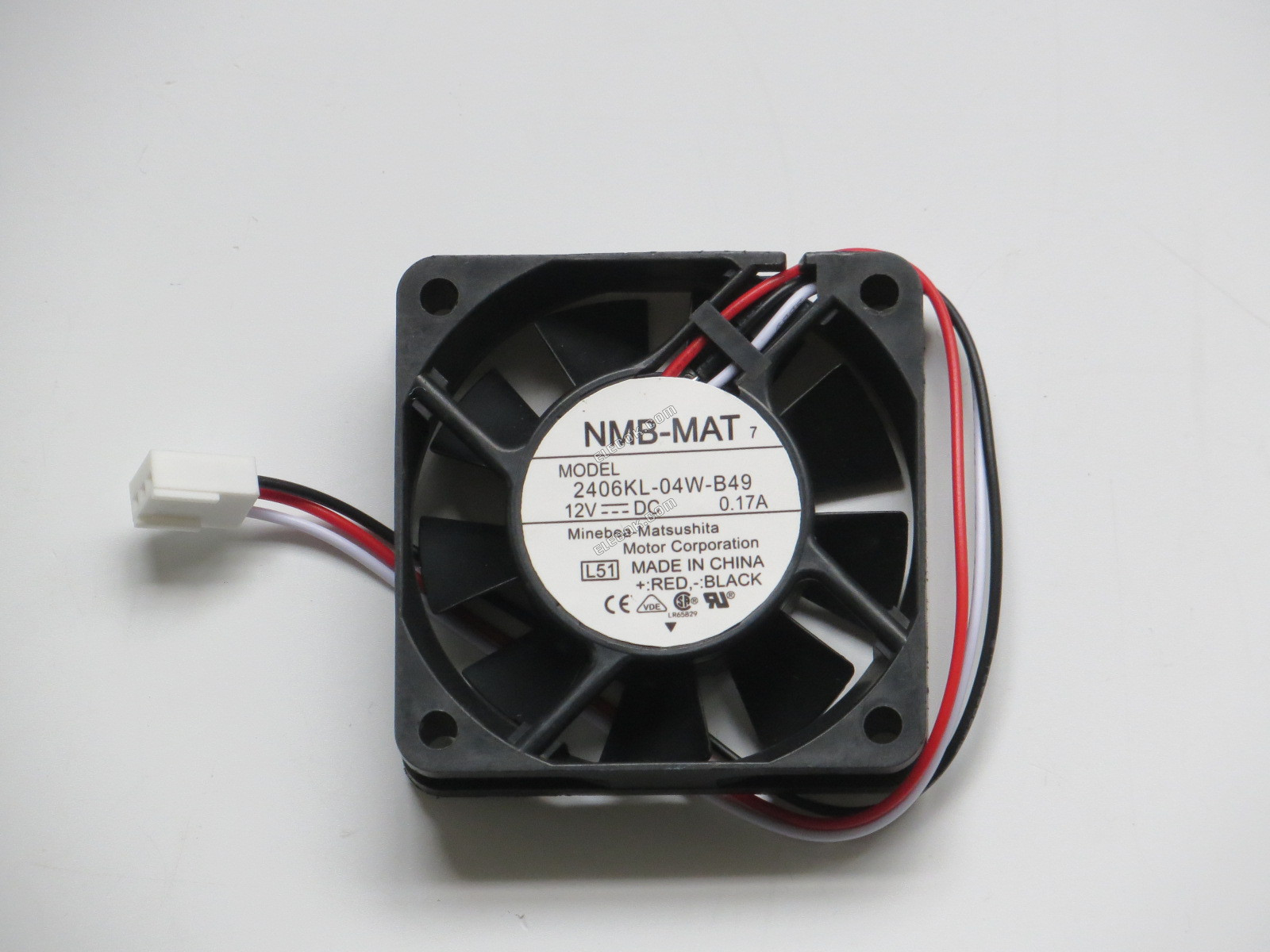 NMB 2406KL-04W-B49 12V 0,17A 3 vezeték Hűtőventilátor 