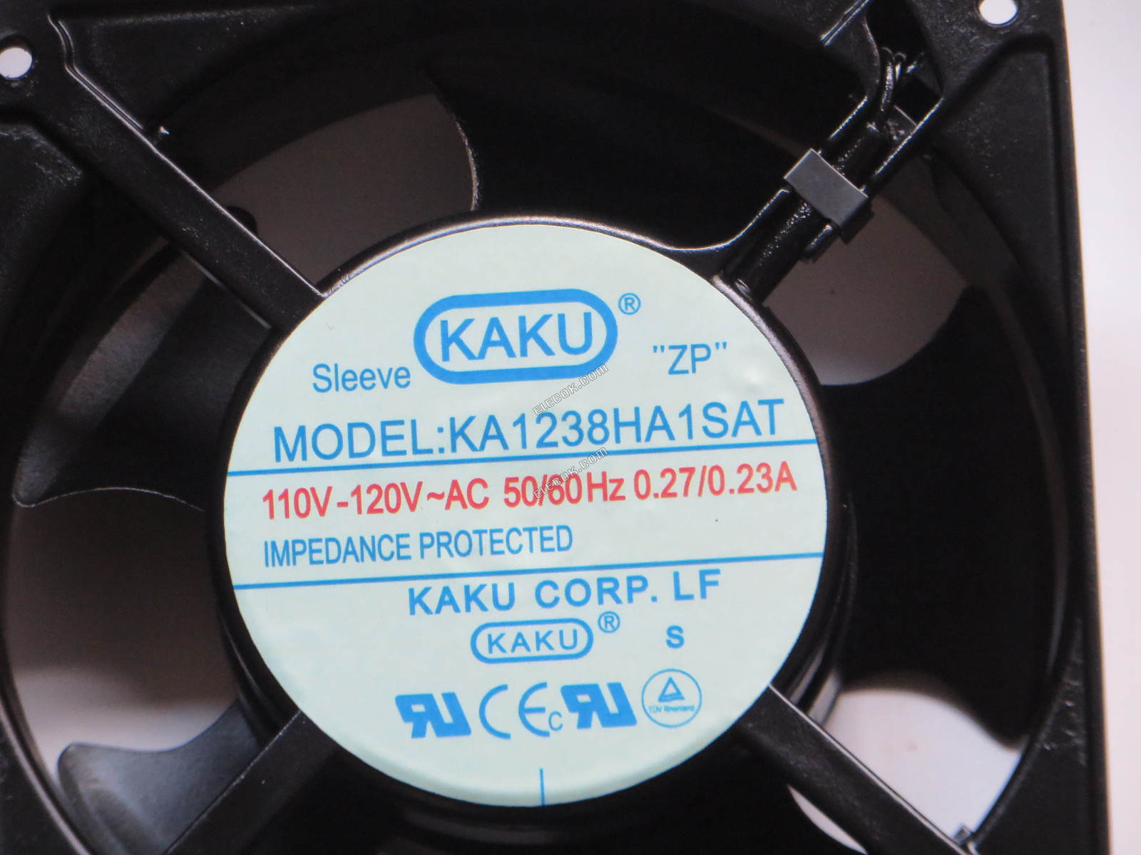 Kaku KA1238HA1SAT 110V-120v 50/60HZ 0,27/0,23A Serverový čtvercový Ventilátor se zásuvkovým připojením 