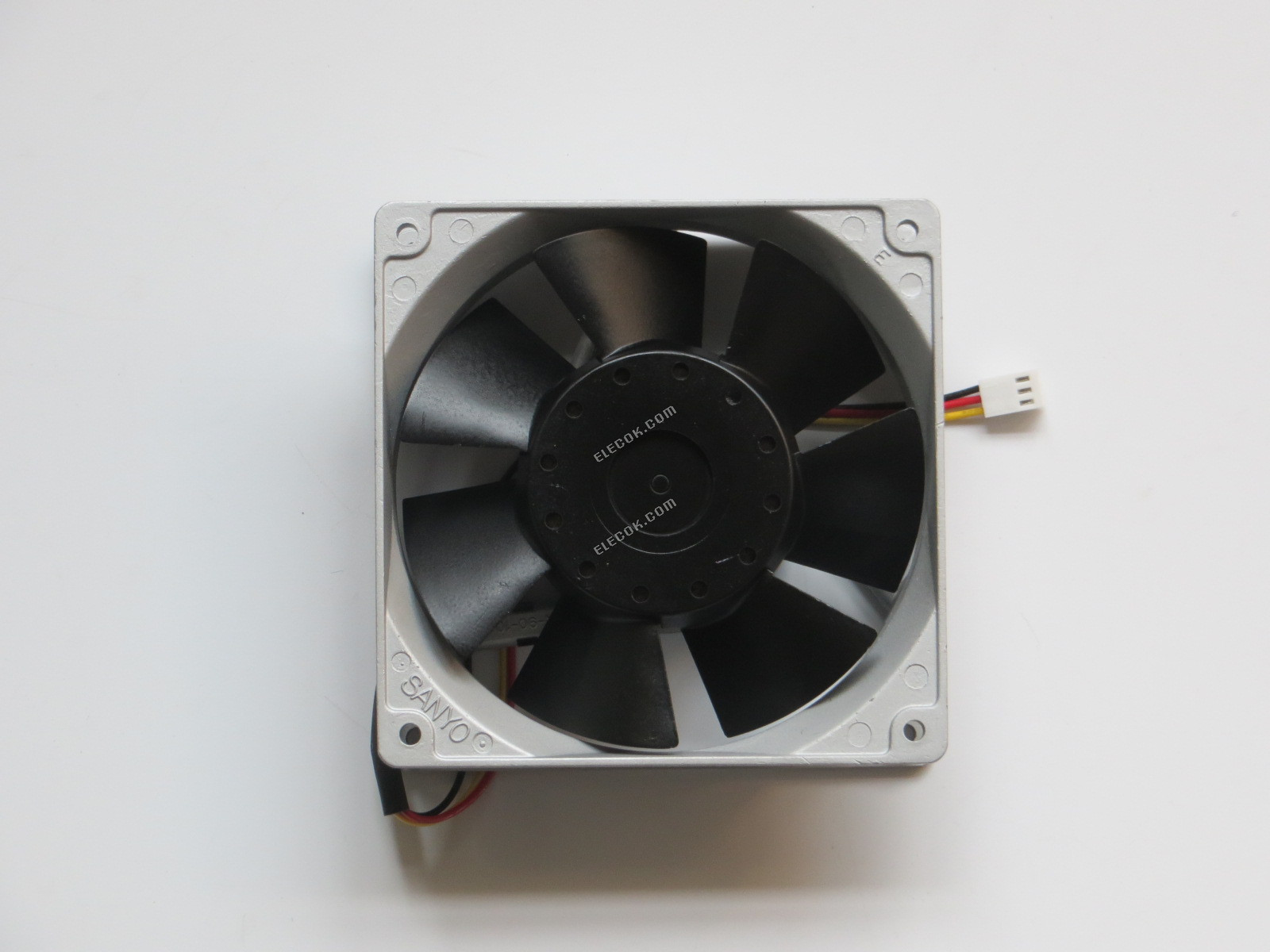 Sanyo 109L1224H182 24V 0,21A 5,04W 3 vodiče Chladicí Ventilátor 