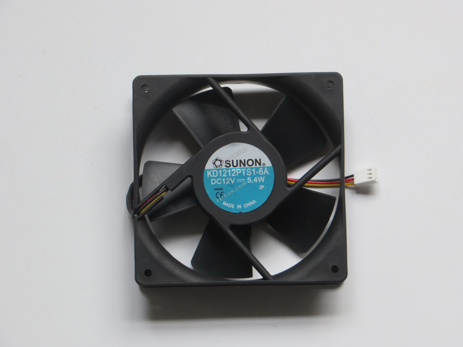 SUNON KD1212PTS1-6A 12V 5,4W 3 vodiče chladicí ventilátor 