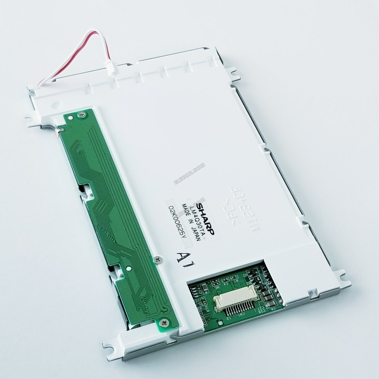 LM4Q30TA SHARP 4,7" tfd-lcd 