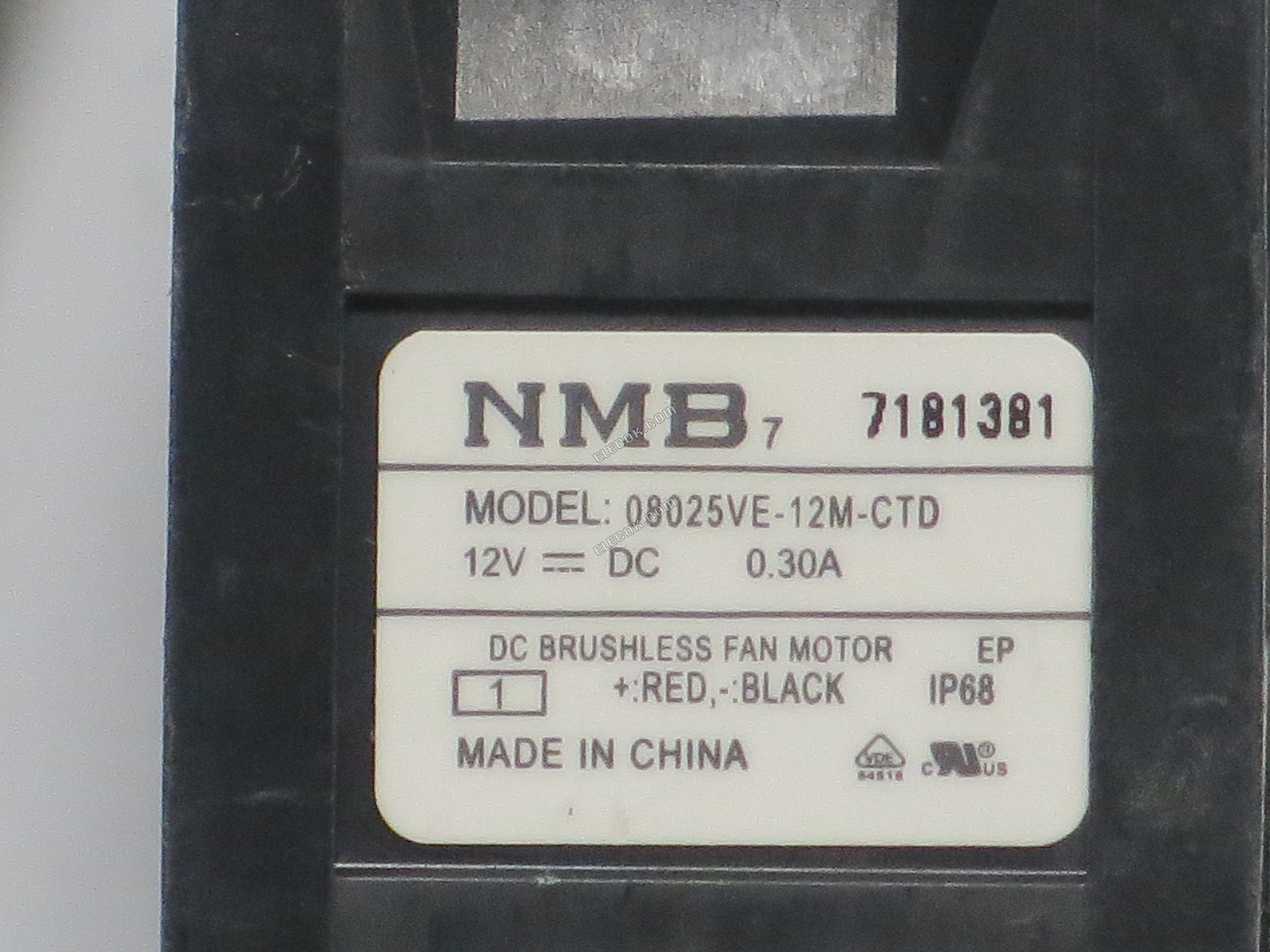 NMB 08025VE-12M-CTD 12V 0,3A 3 vodiče Chladicí Ventilátor 