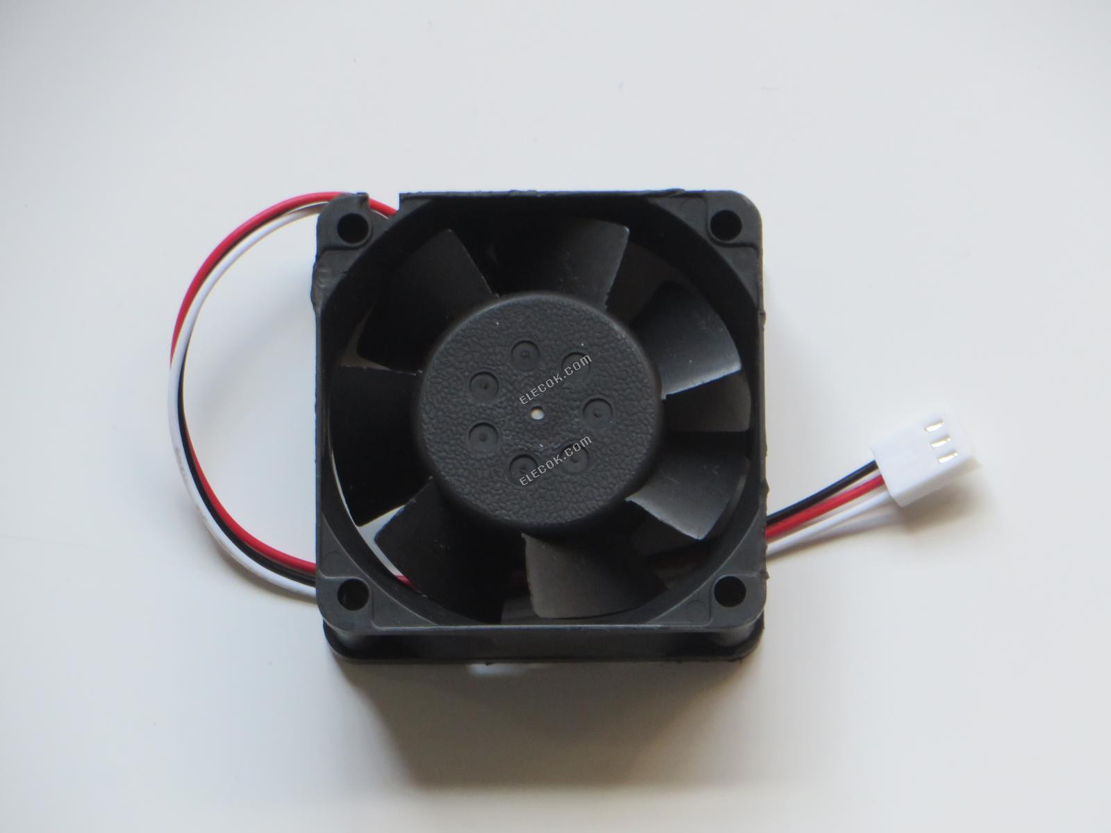 NMB 2410ML-05W-B69-EQ3 6025 6cm 24V 0,17A 3 vodiče ventilátor 