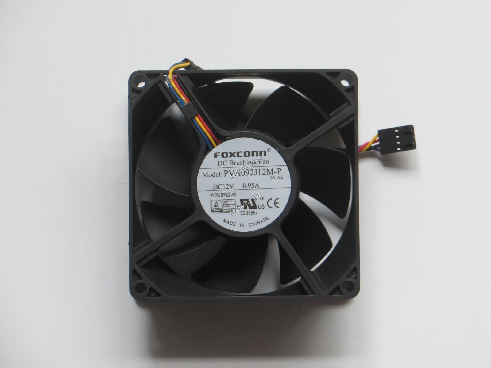 FOXCONN PVA092J12M-P05-AE 12V 0,95A 4 vezeték Hűtőventilátor 