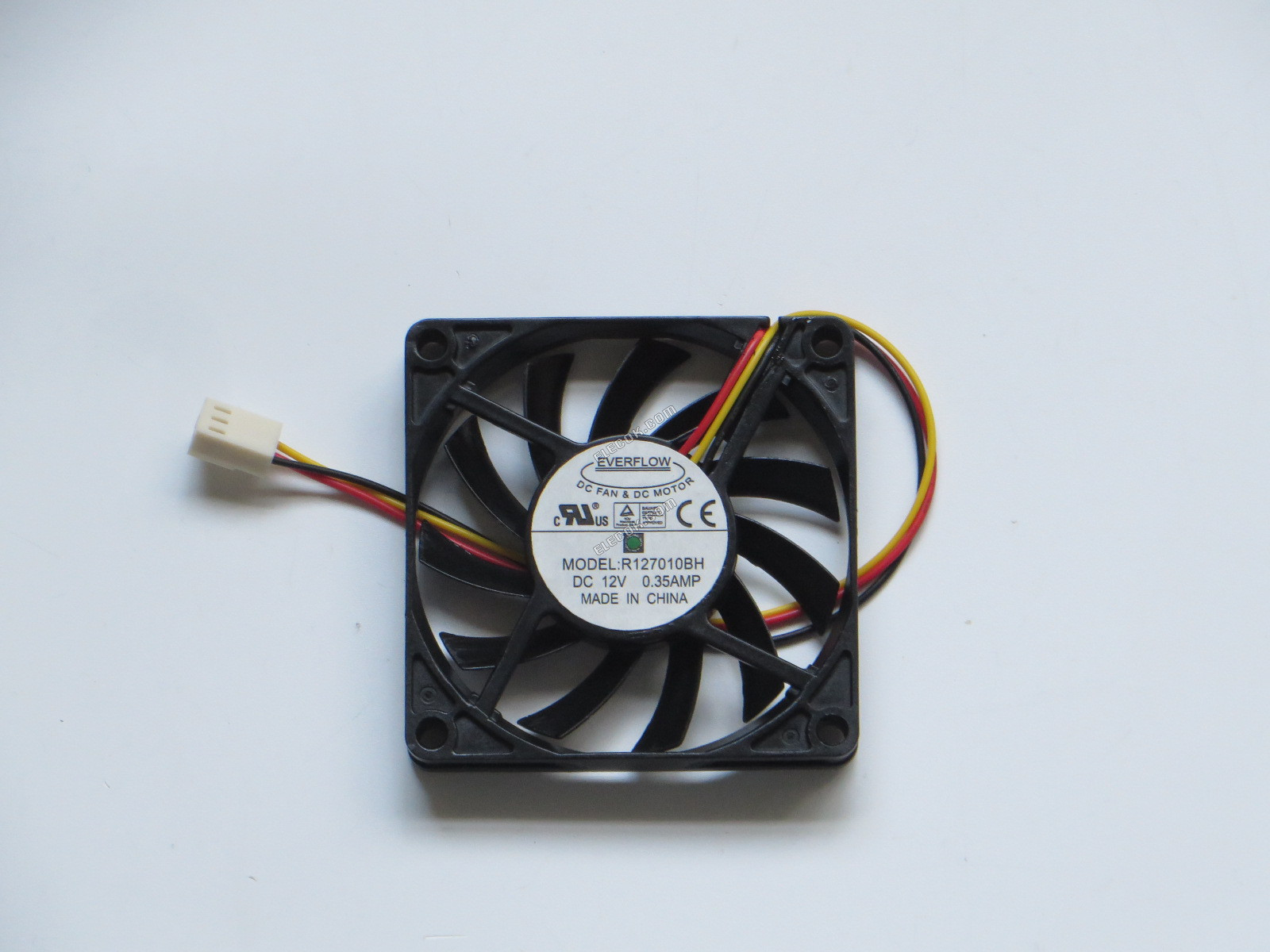 EVERFLOW R127010BH 12V 0,35A 3 vodiče Chladicí Ventilátor 