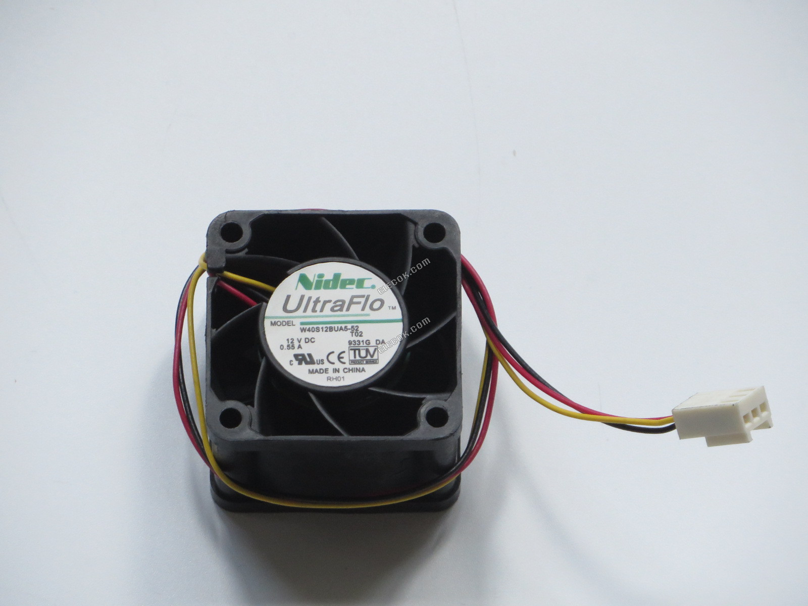 Nidec W40S12BUA5-52 12V 0,55A 3 vezeték Hűtőventilátor, felújított 