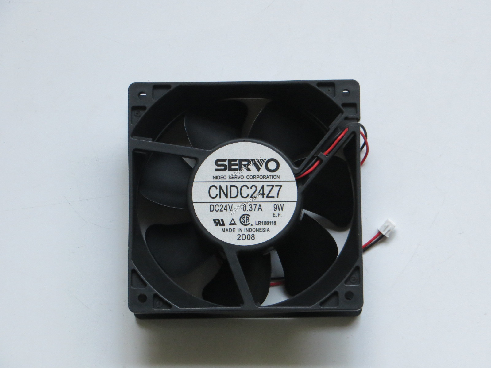 SERVO CNDC24Z7 24V 0,37A 9W 2 vezetékek Hűtőventilátor 