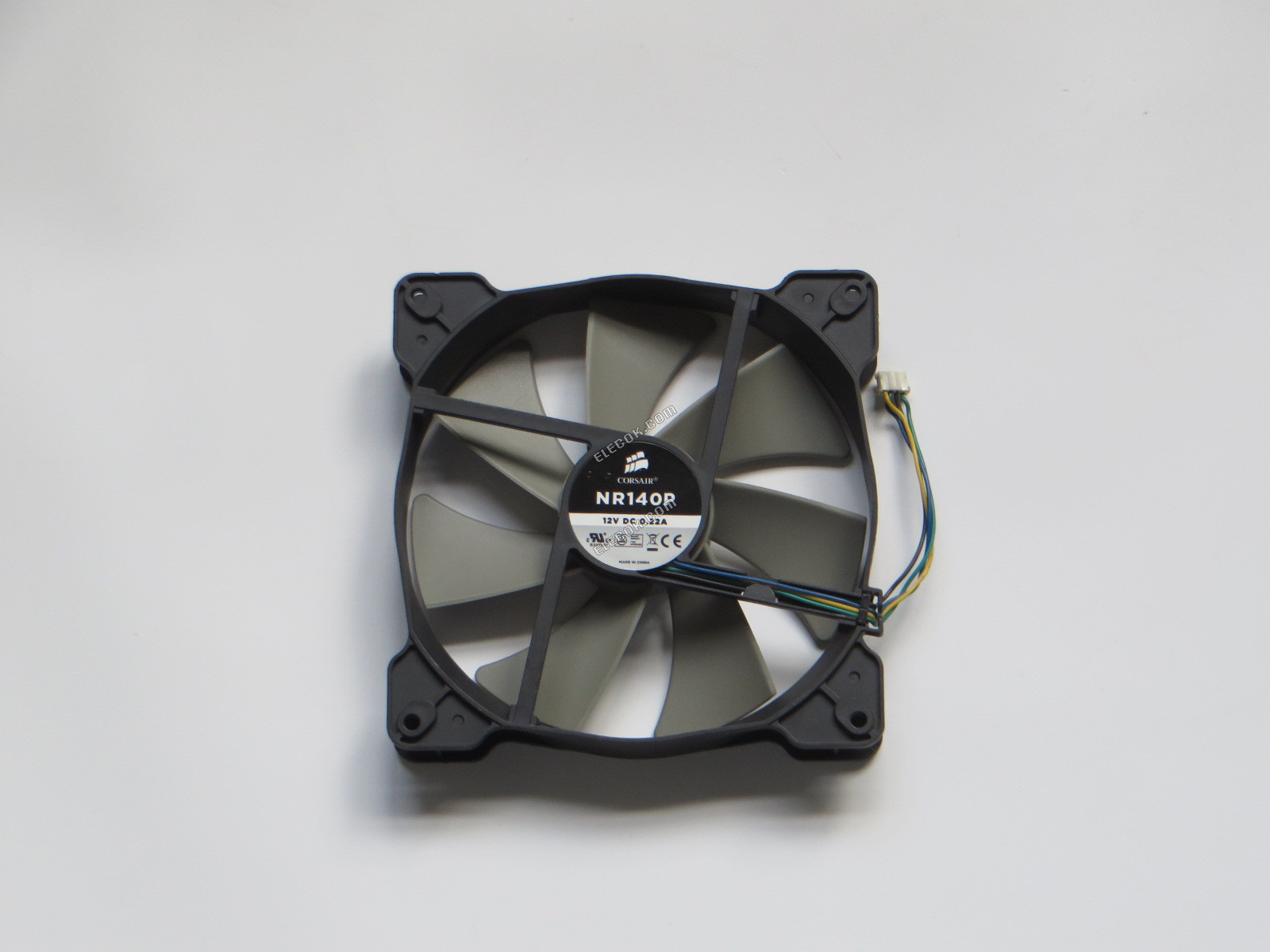 Corsair NR140P 12V 0,22A 4 vezeték Hűtőventilátor 