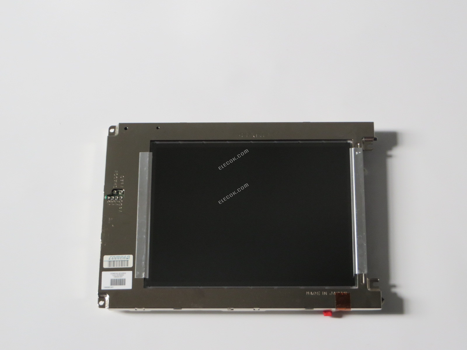 LQ9D011 SHARP 8,4" A-Si TFT-LCD Panel s jeden stable napětí 