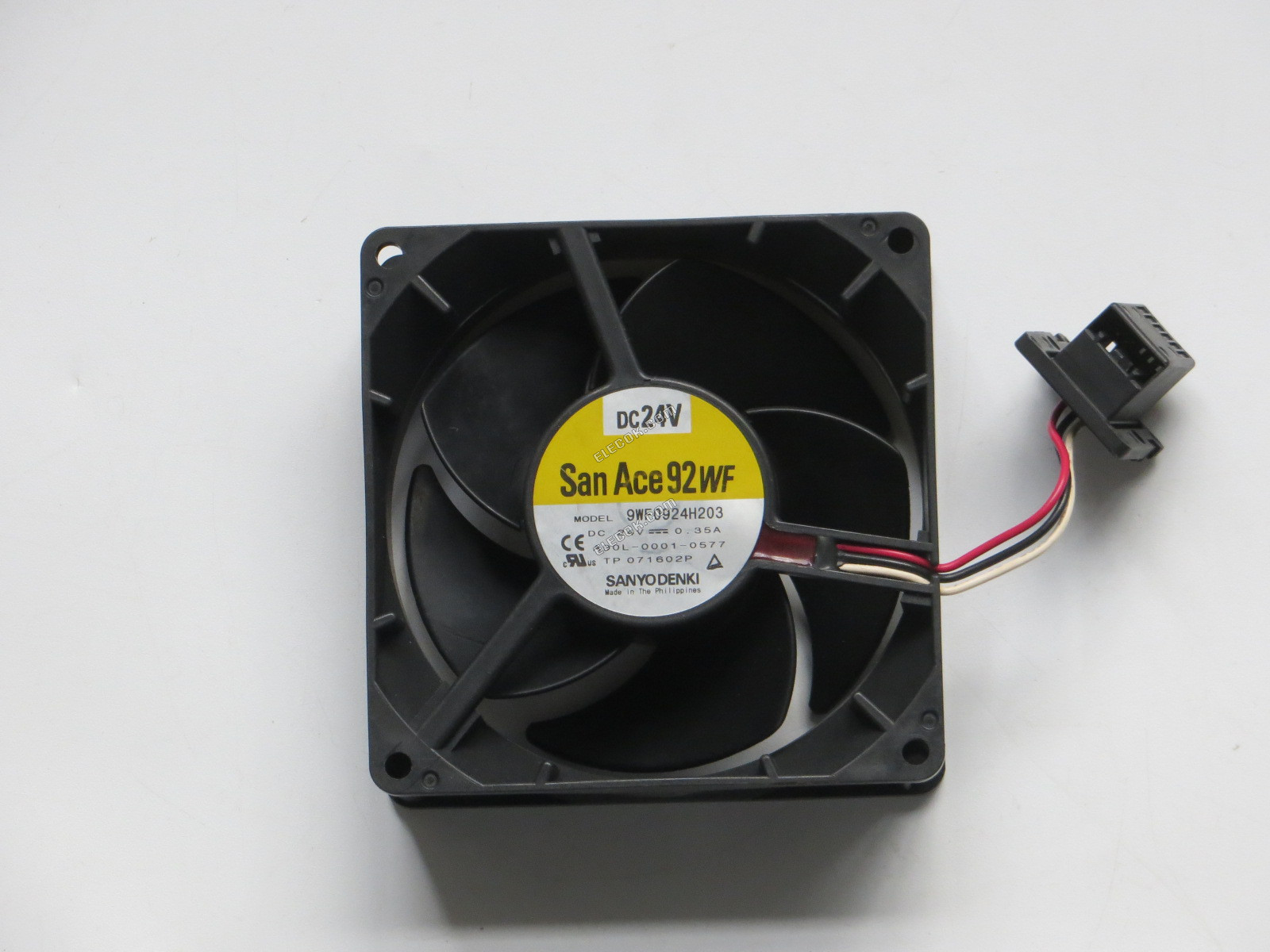 Sanyo 9WF0924H203 24V 0,35A 3 vezeték Hűtőventilátor -val/-vel FANUC csatlakozó 