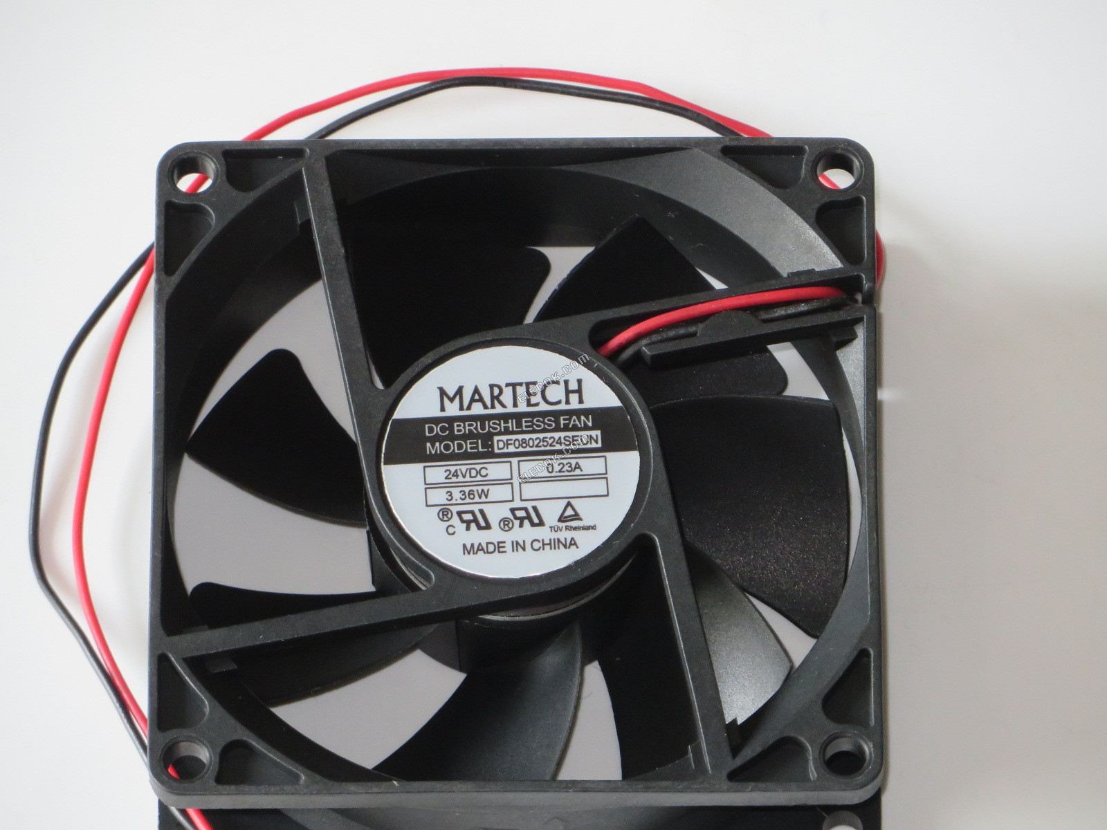 MARTECH DF0802524SEUN 24V 0,23A 3,36W 2 vodiče Chladicí Ventilátor 