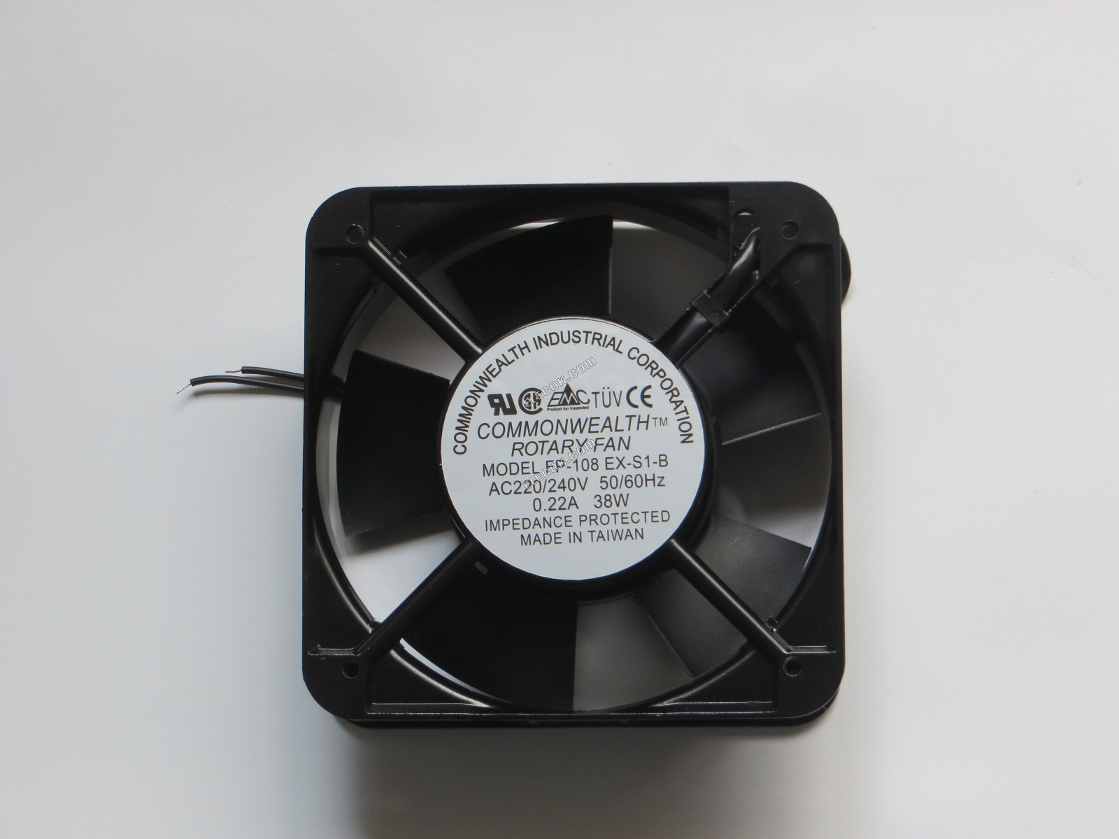 COMMONWEALTH FP-108EX-S1-B AC220/240V 0,22A 38W 2 vezeték Hűtőventilátor, négyzet alak 