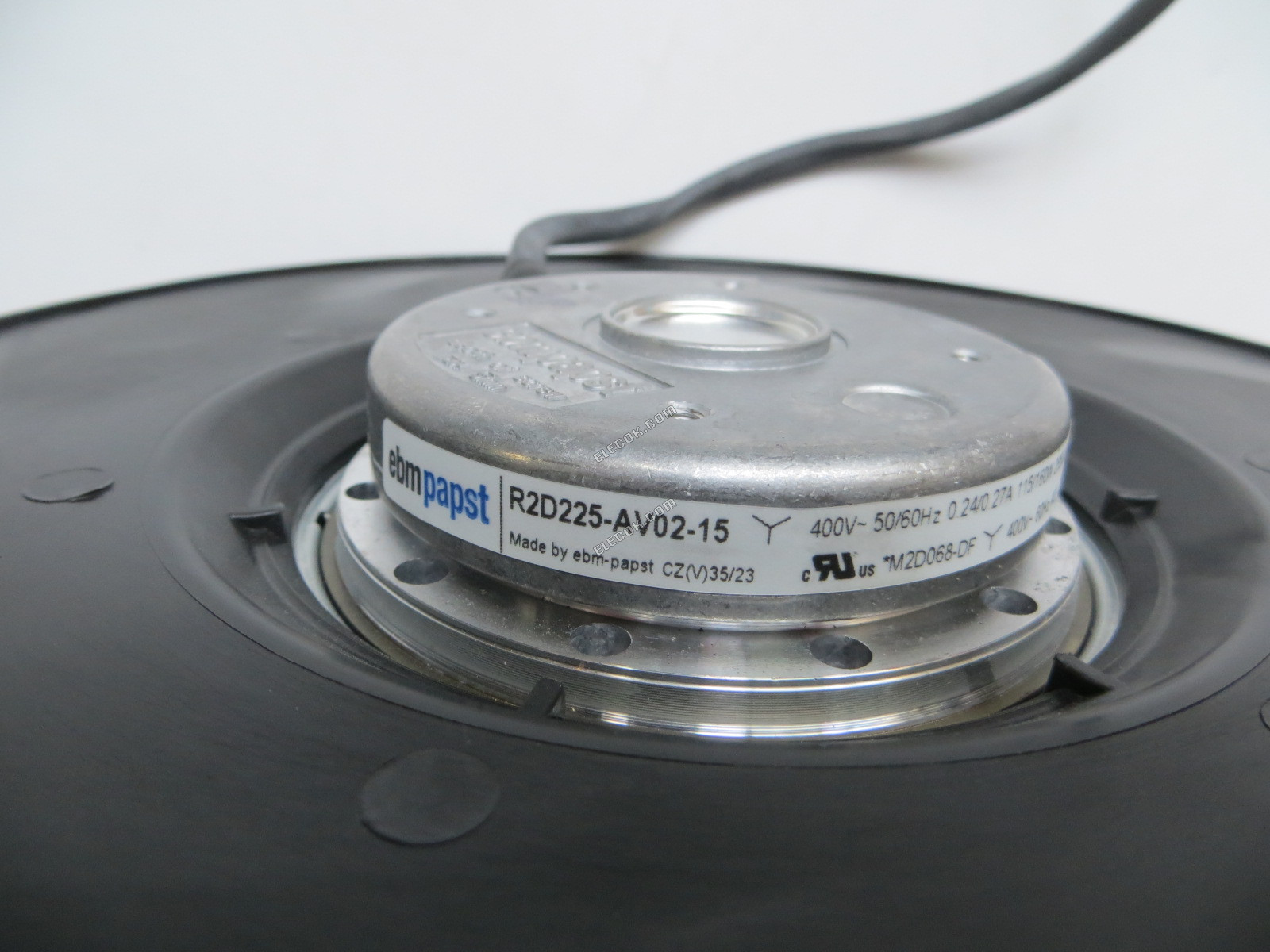 Ebmpapst R2D225-AV02-11 400V 175W Chladicí Ventilátor, náhrada model je R2D225-AV02-15 
