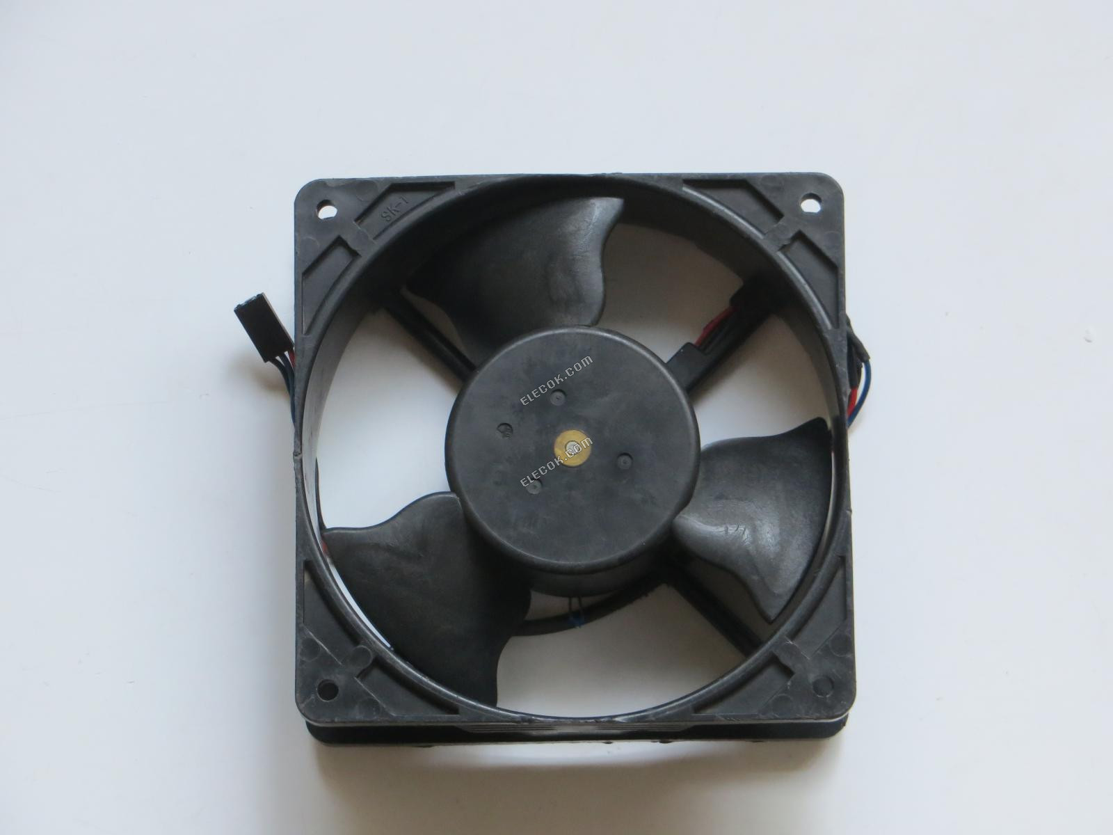 Nidec TA450DC B34578-26G1 48V 0,25A 3 vodiče Chladicí Ventilátor Použitý 