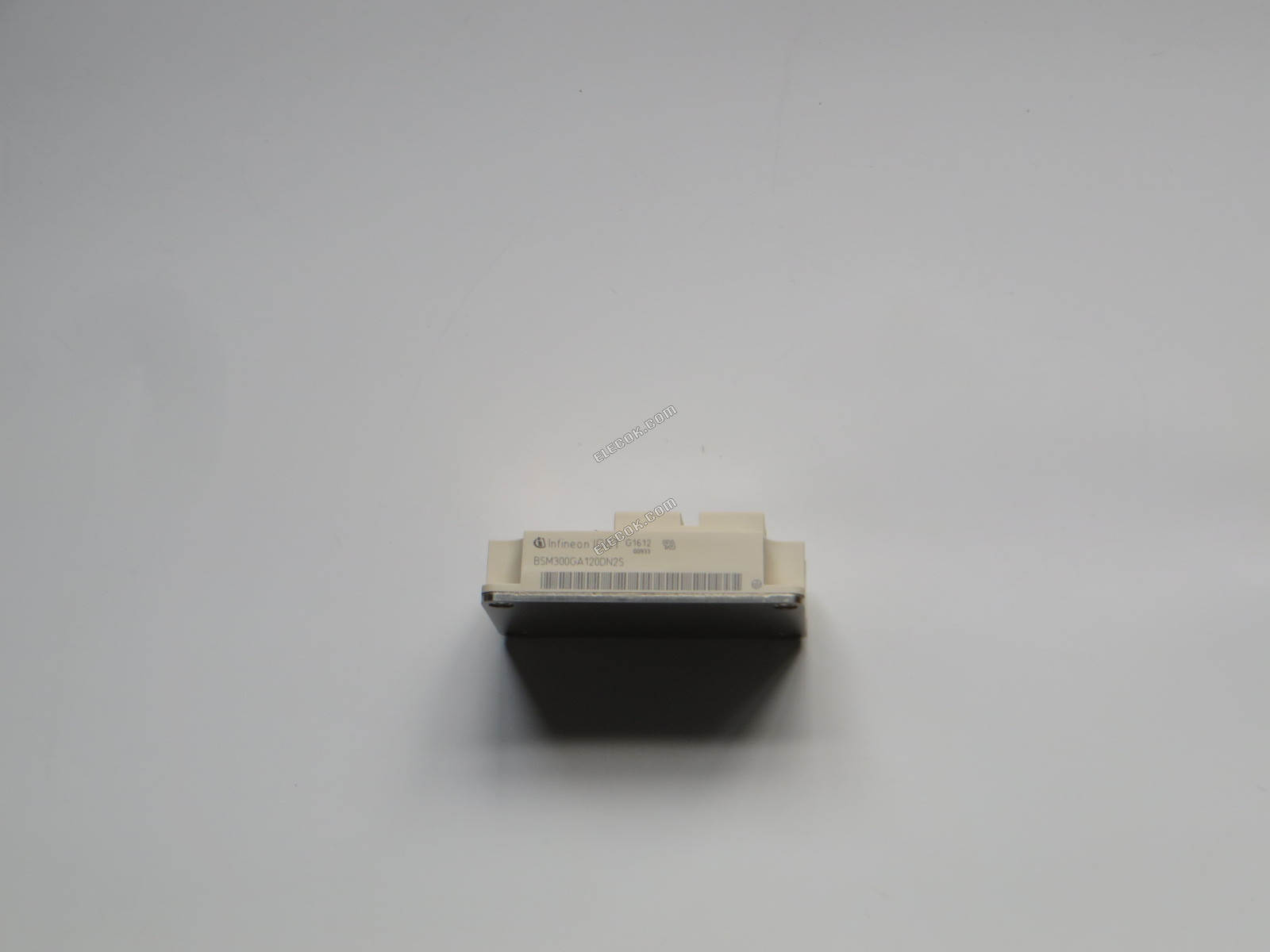 Infineon BSM300GA120DN2S 