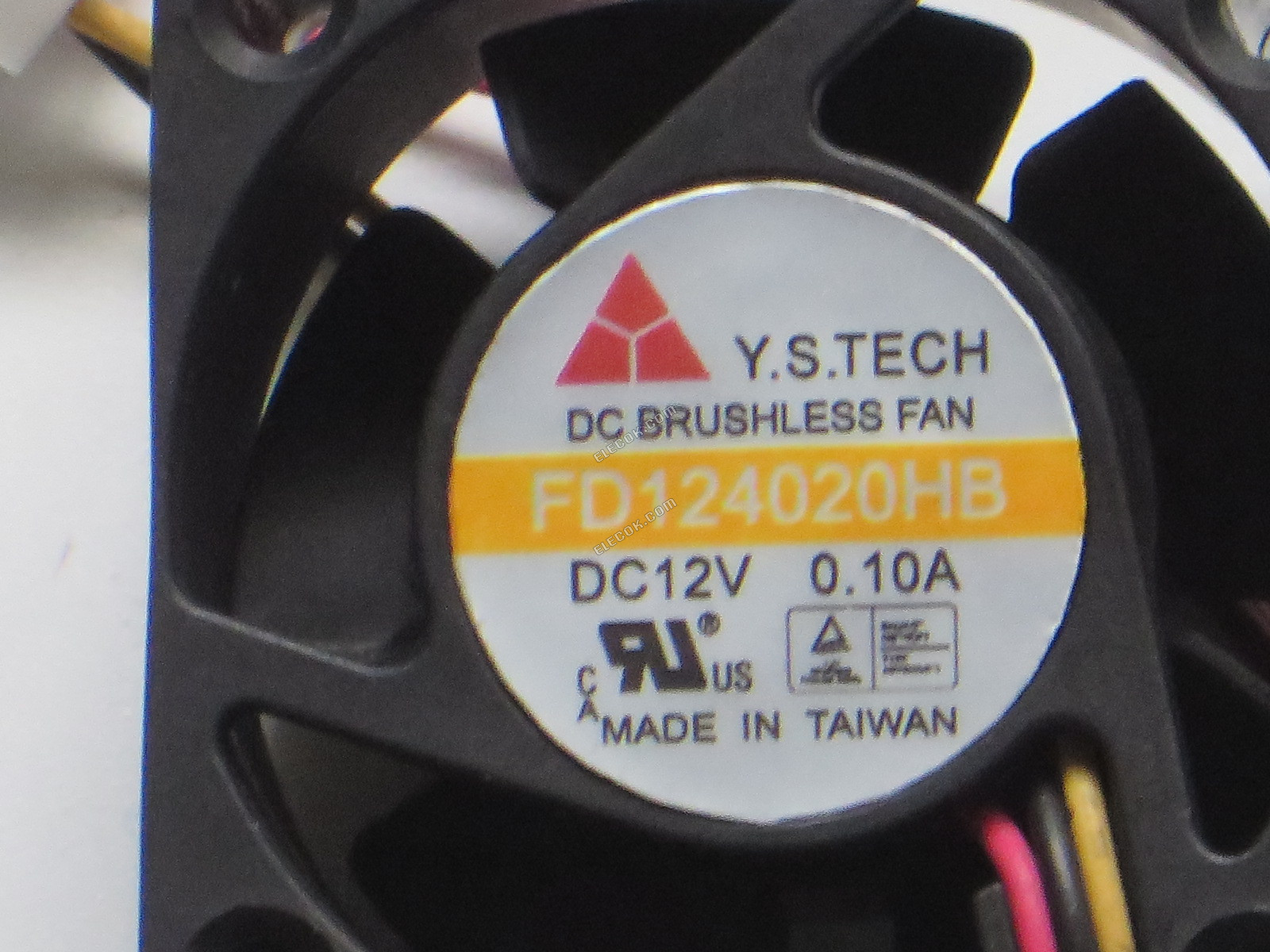 Y.S.TECH FD124020HB 12V 0,1A 3 vezeték Hűtőventilátor 
