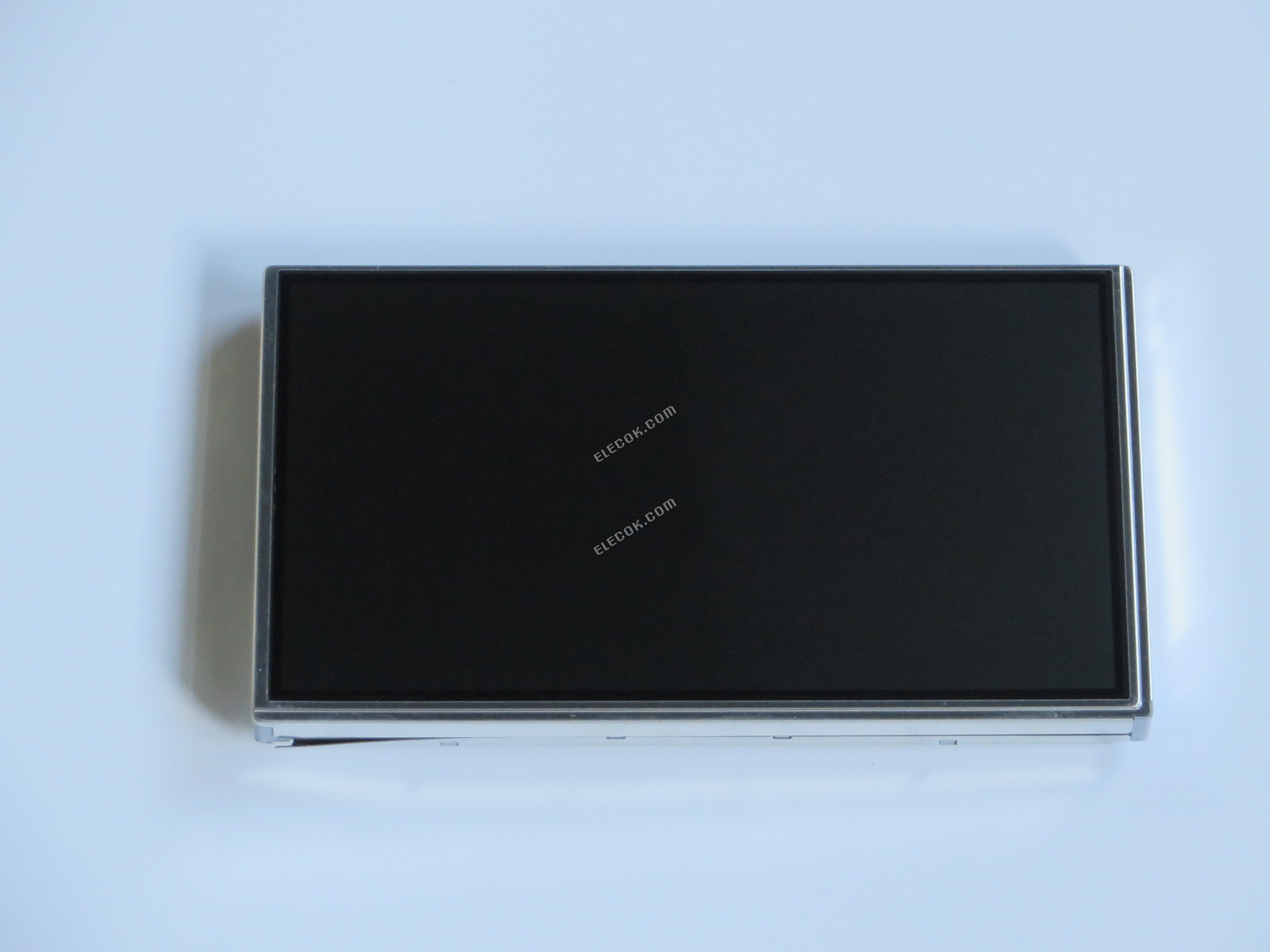 LQ065T9BR54U SHARP 6,5" a-Si TFT-LCD Panel použitý 