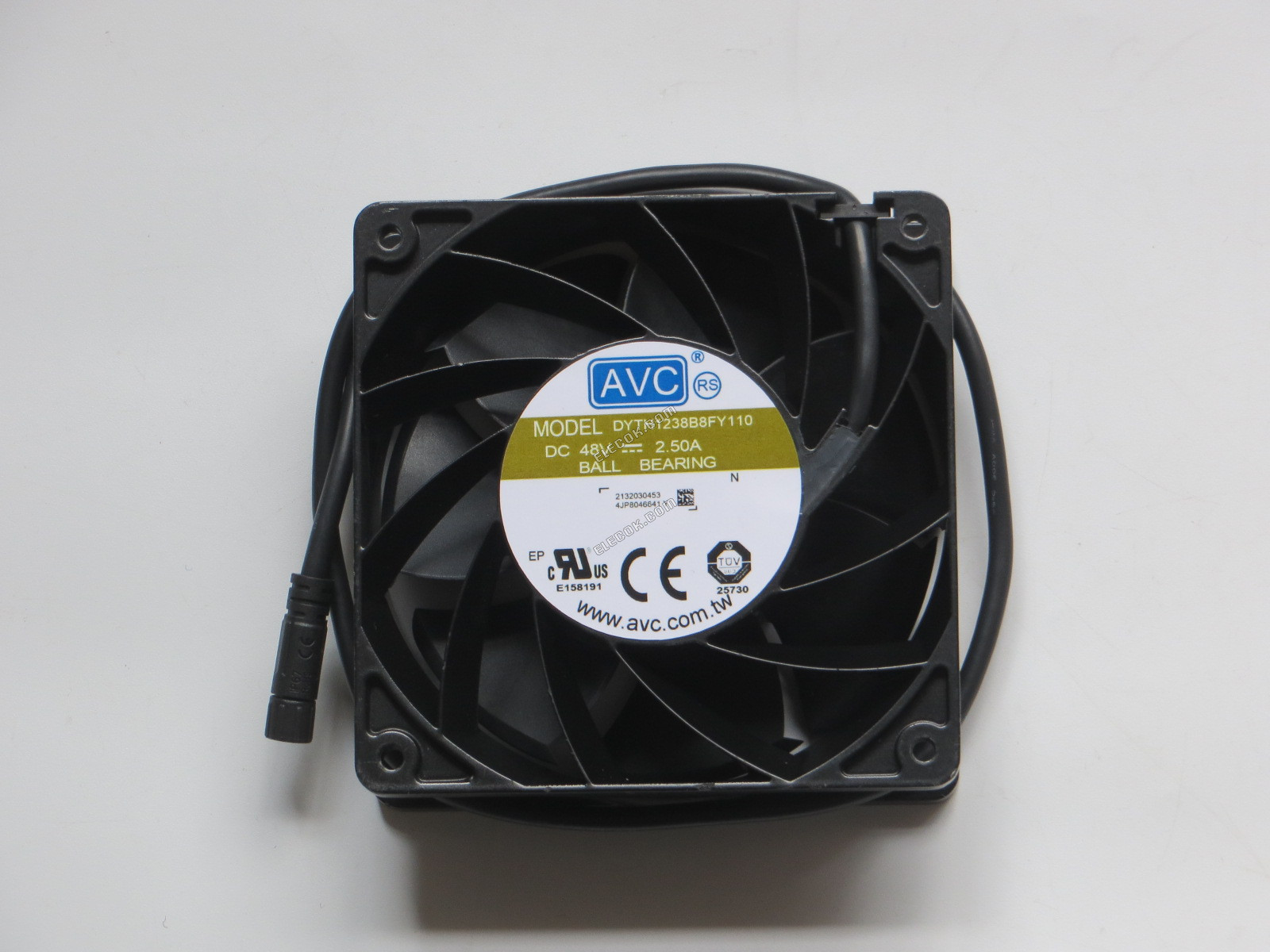 AVC DYTH1238B8FY110 48V 2.50A 4 vezeték Hűtőventilátor - használatlan régi készlet 