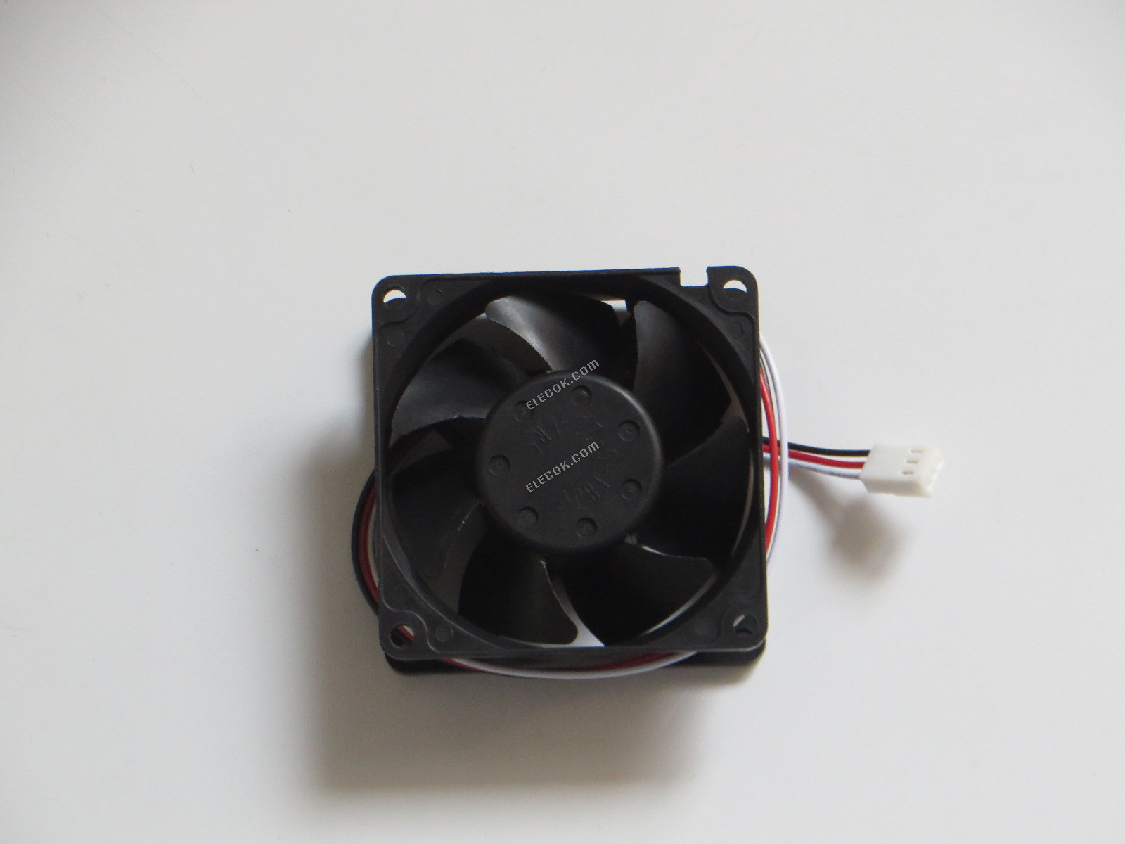 NMB 2810KL-04W-B89 12V 0.40A 3 vodiče Chladicí Ventilátor 