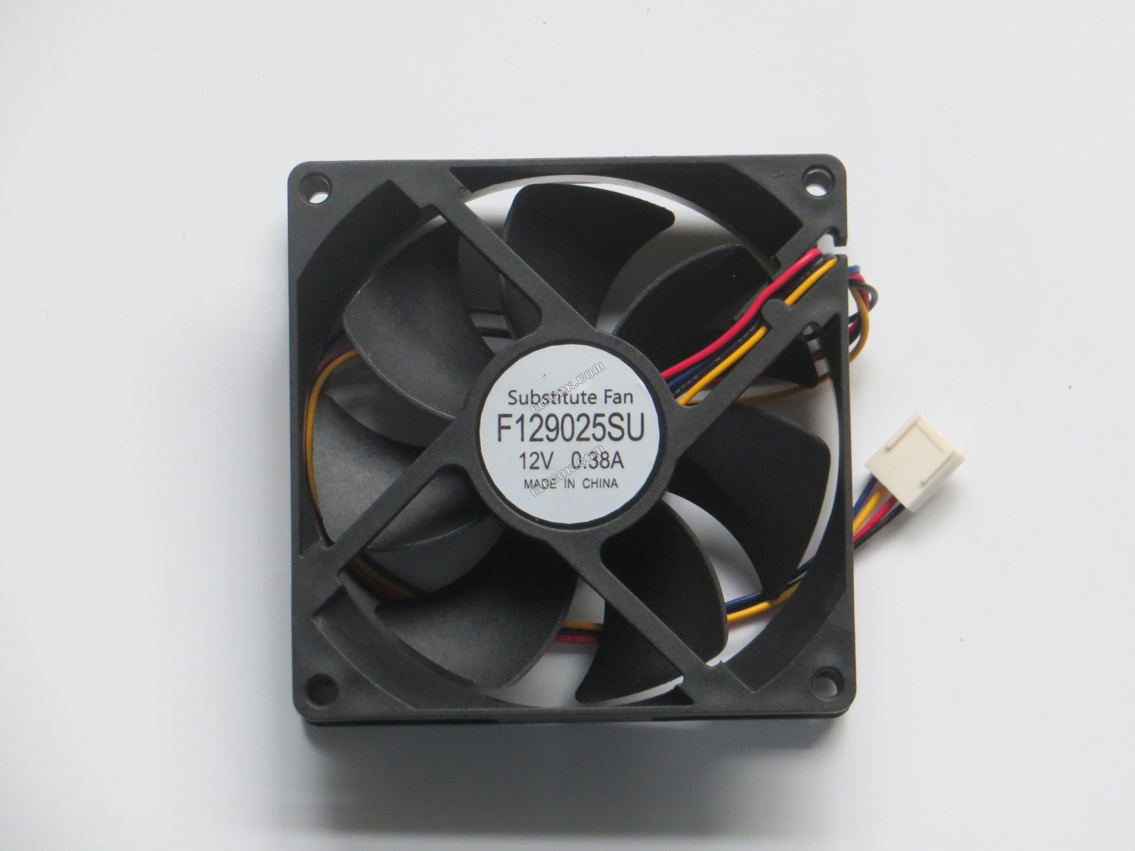 EVERFLOW F129025SU DC 12V 0,38A 4 vezeték Hűtőventilátor, helyettesítő négyzet alak, méret egyezik 90*90*25MM 