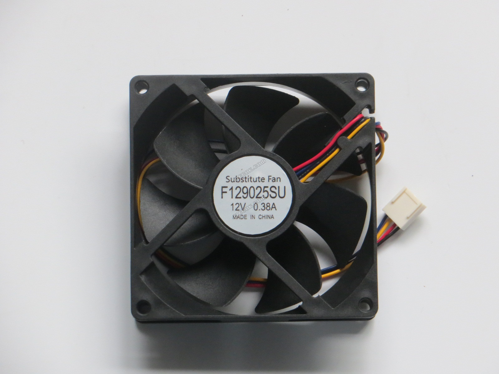 EVERFLOW F129025SU DC 12V 0,38A 4 vezeték Hűtőventilátor, helyettesítő négyzet alak, méret egyezik 90*90*25MM 