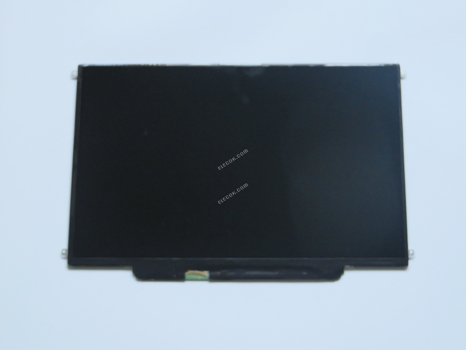 B133EW04 V4 AUO 13,3" a-Si TFT-LCD Panel 