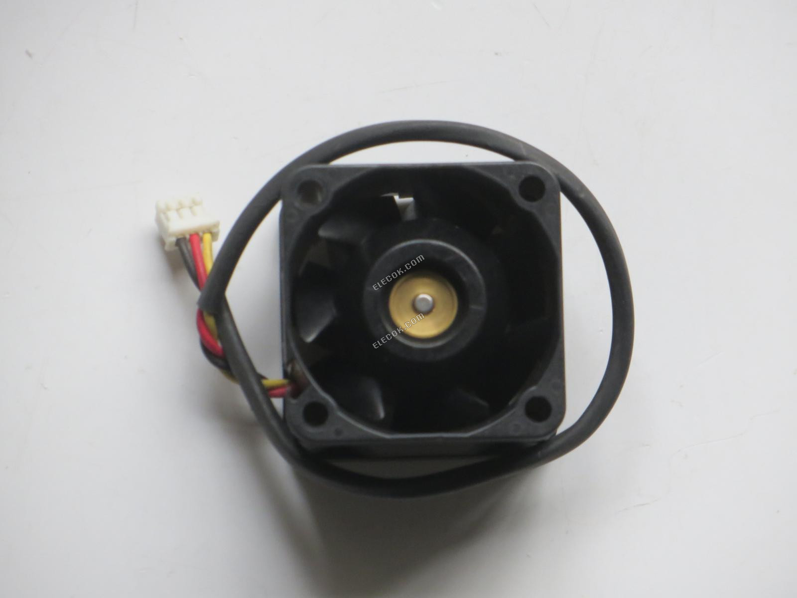 SANYO 9GV0312G3D04 12V 0,4A 3 vodiče Chladicí Ventilátor 