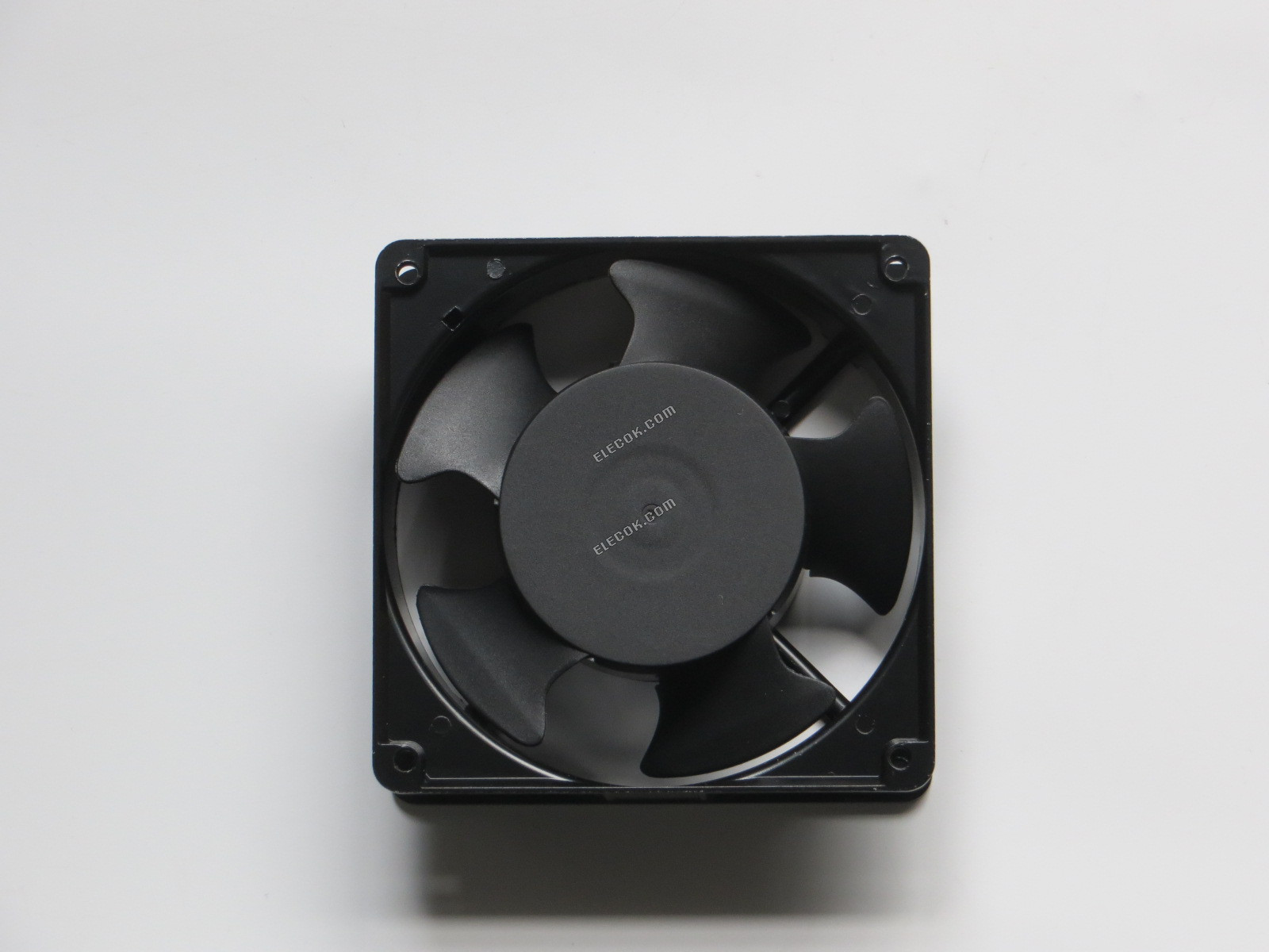 TOYO T30 220-230VAC 50/60HZ 20/19W Chladicí Ventilátor se zásuvkovým připojením, repasovaný 