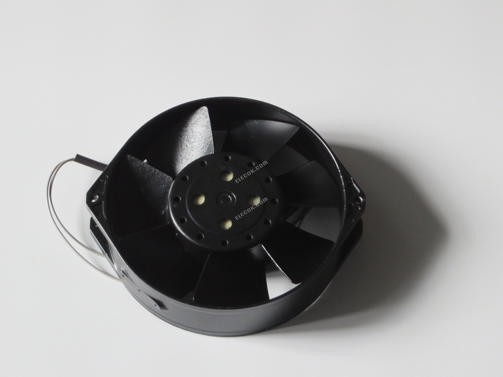 STíLUS UZS15D22-MGW 220V 35/33W Hűtőventilátor csatlakozó nélkül felújított 
