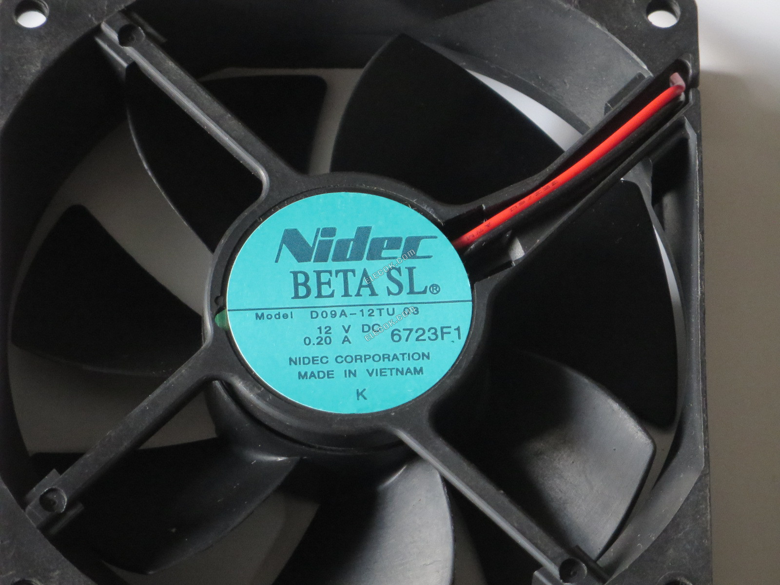 Nidec D09A-12TU 03 12V 0,2A 2 vodiče chladicí ventilátor 