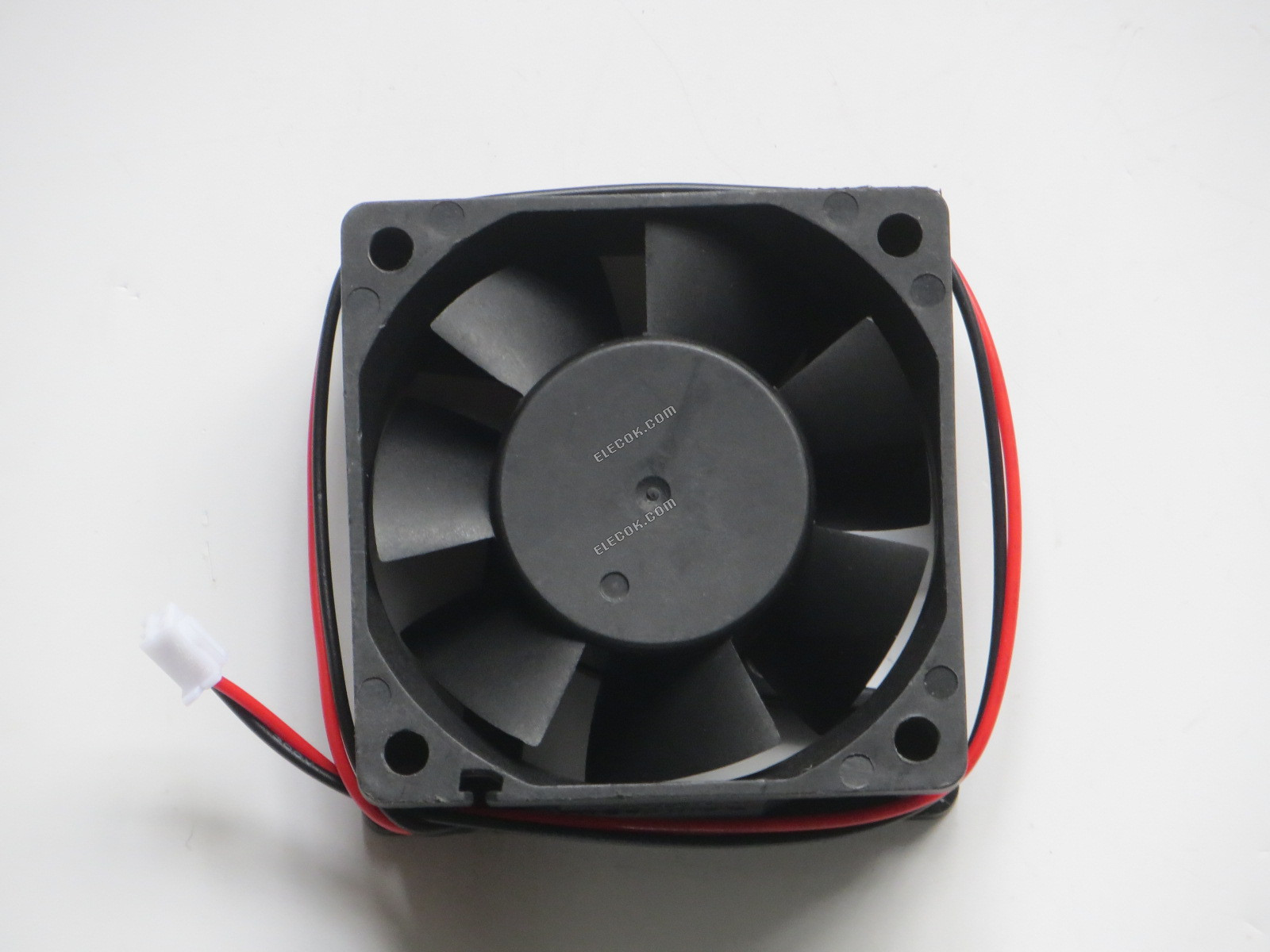 Jamicon JF0625B2H-R Server - čtvercový Ventilátor 24V0.17A, sq60x60x25mm, 2W 2 Vodiče 