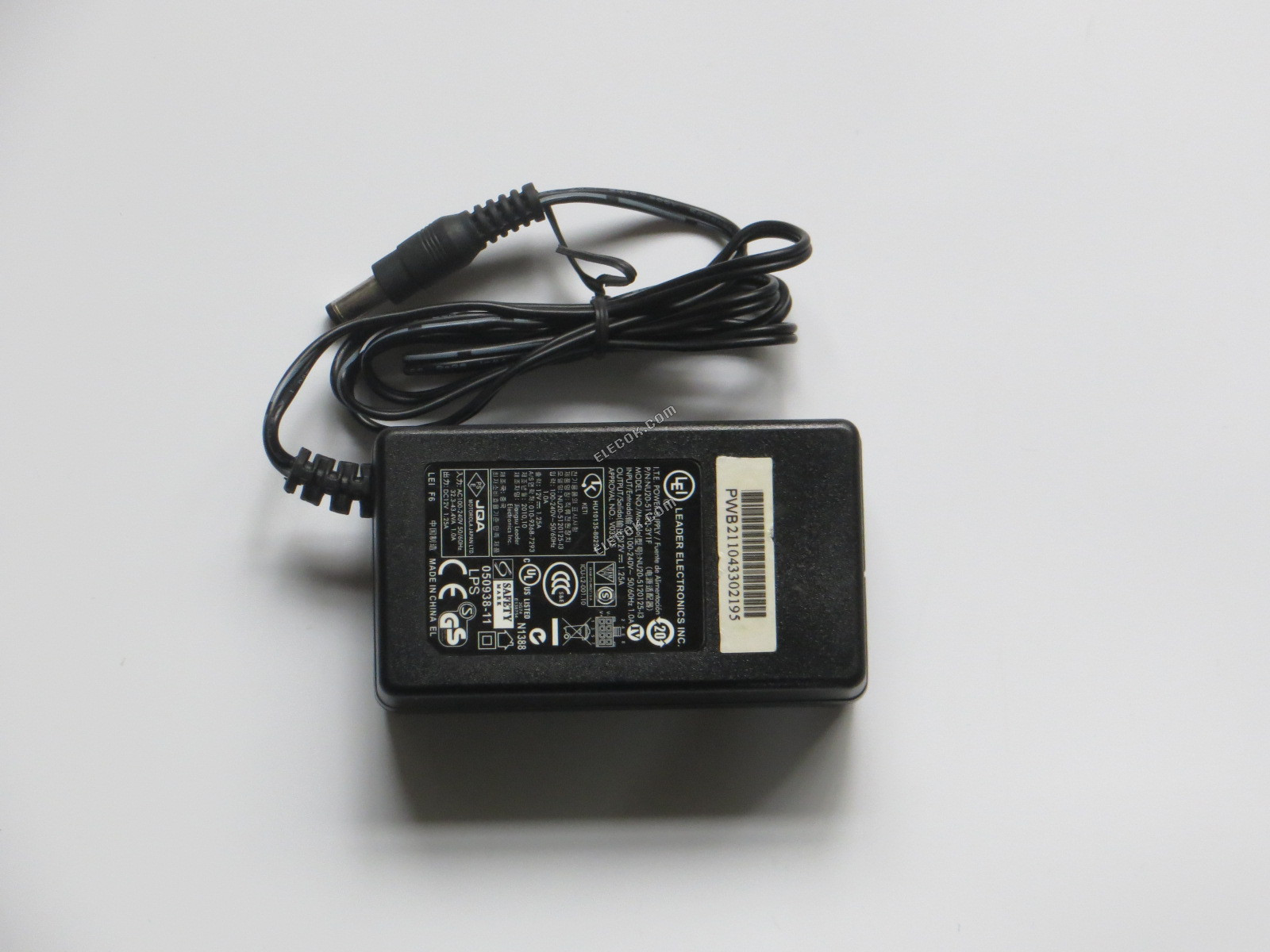 Buffalo UI315-12 C AC Adaptér 5V-12V 12V 1,25A, 5,5/2.5mm, 2-Prong náhrada 