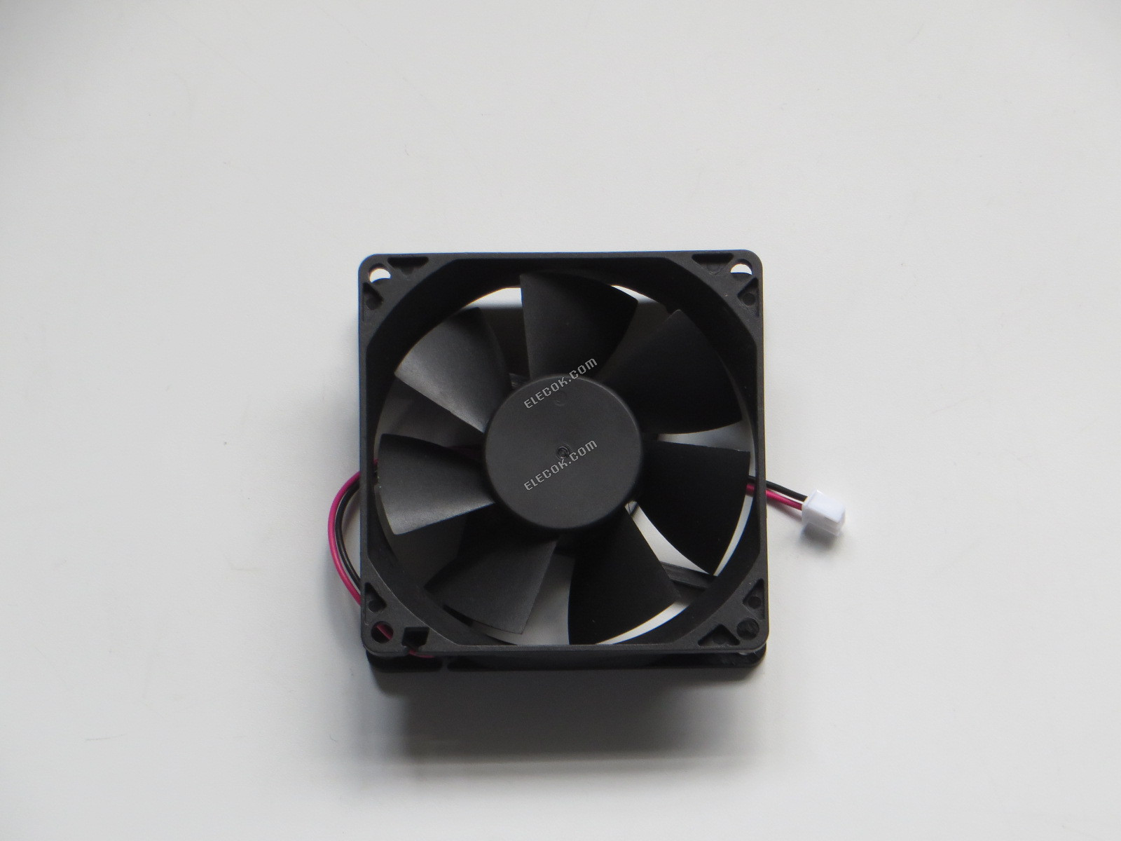 Jamicon JF0825B2H-R Szerver - Négyzet Ventilátor 24V0.15A, sq80x80x25mm, 100x2Wx2P 2 Vezeték 