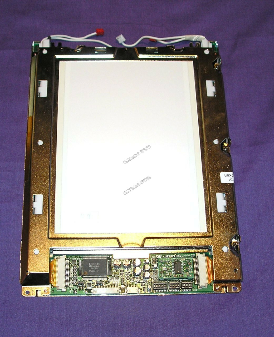 LQ9D013 SHARP 8,4" A-Si TFT-LCD Panel 