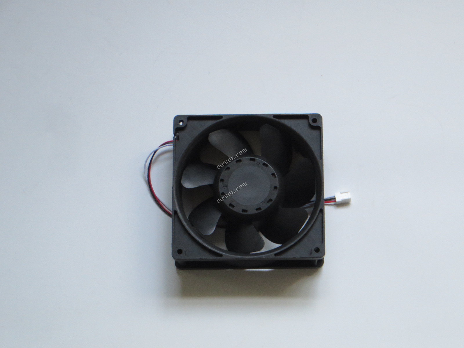 ADDA AD1348HB-F53 Server - čtvercový Ventilátor G, 5VTTL, sq127x127x38mm, 30x3wx3p, DC 48V 0,23A 3 vodiče, náhrada 
