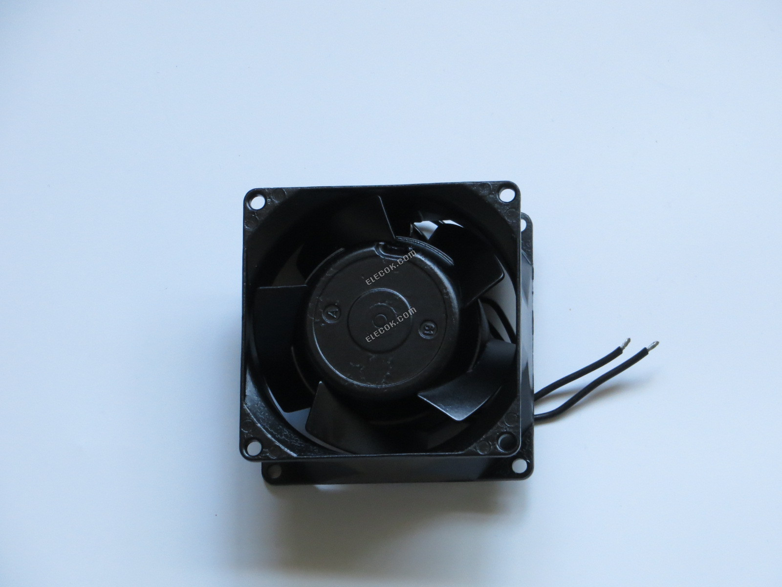 EBM-Papst 8550N 230V 12/11W 2 vezeték Hűtőventilátor, felújított 