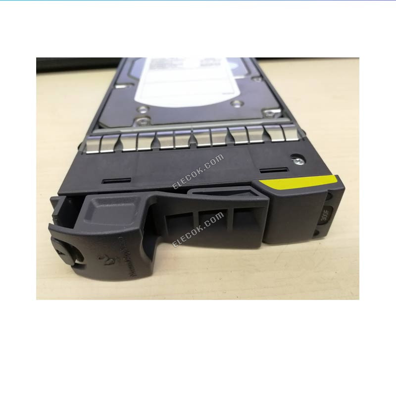 NetApp X279A-R5 ST3300656FC 300G 15K 4Gb FC fiber hard disk 108-00156
