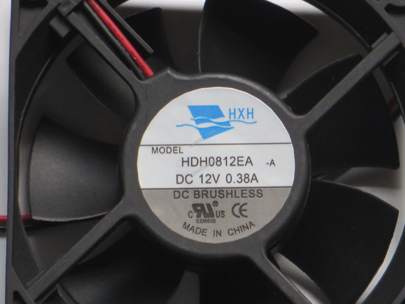 HXH HDH0812EA Serverový čtvercový Ventilátor HDH0812EA 12V 0,38A 2 vodiče 