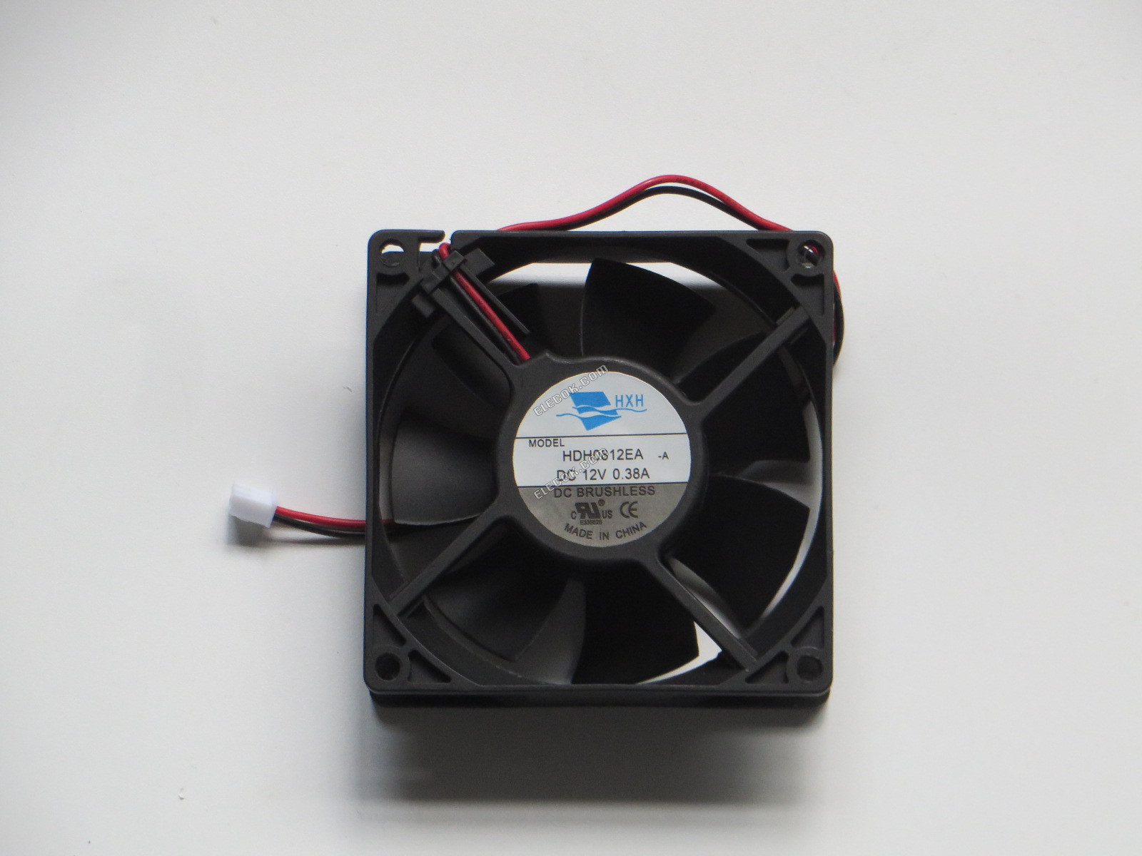 HXH HDH0812EA Serverový čtvercový Ventilátor HDH0812EA 12V 0,38A 2 vodiče 