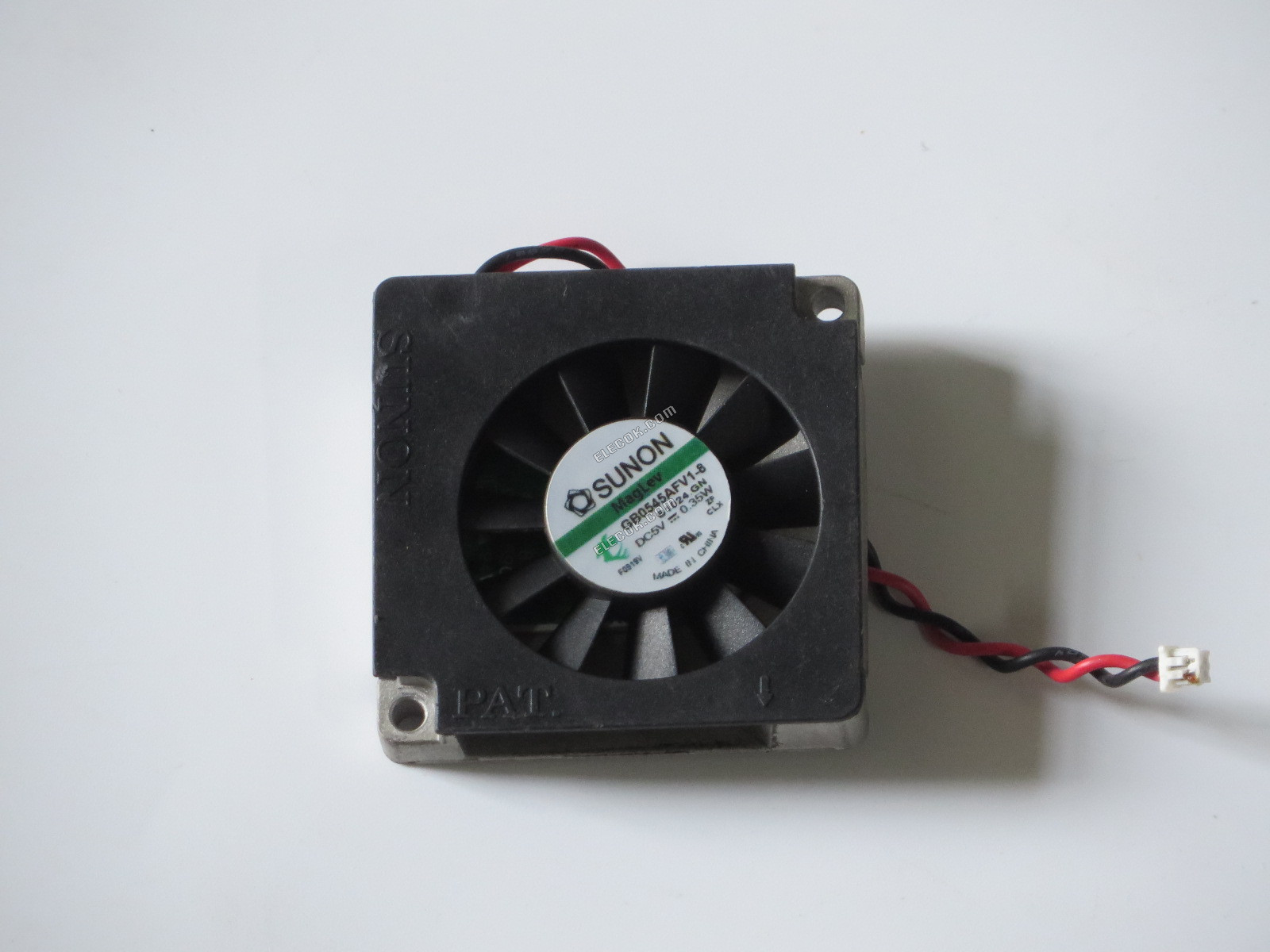 SUNON GB0545AFV1-8 5V 0,35W 2 vodiče Chladicí Ventilátor, použitý 
