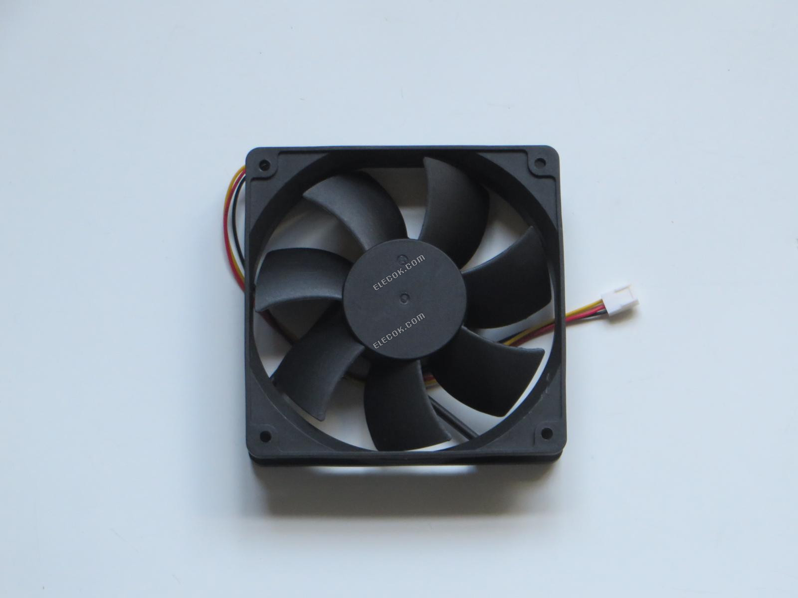 ADDA AD1224UB-A73GL 24V 0,25A 3 vodiče Chladicí Ventilátor, repasovaný 