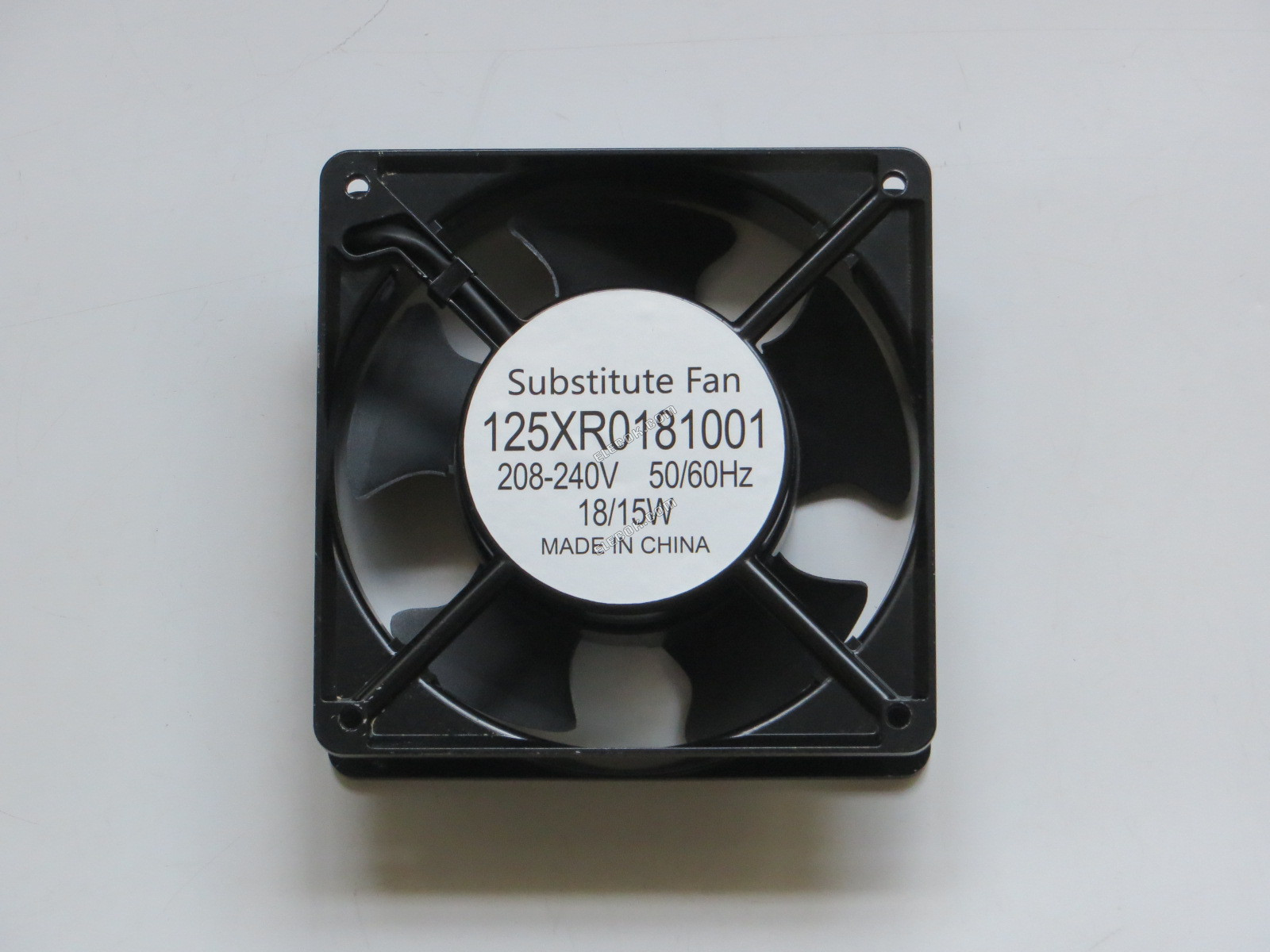 ETRI 125XR0181001 208/240V 125/105mA 18/15W Hűtőventilátor aljzatos csatlakozással, helyettesítő 