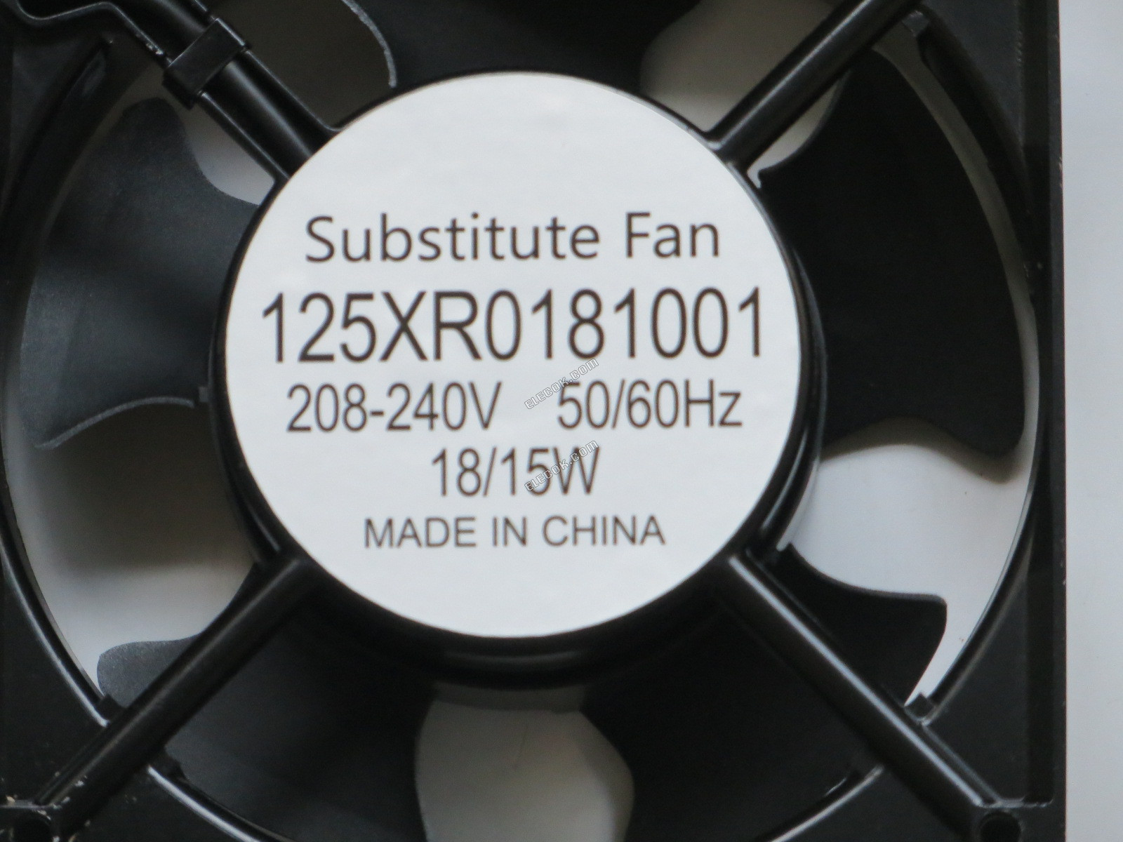 ETRI 125XR0181001 208/240V 125/105mA 18/15W Hűtőventilátor aljzatos csatlakozással, helyettesítő 