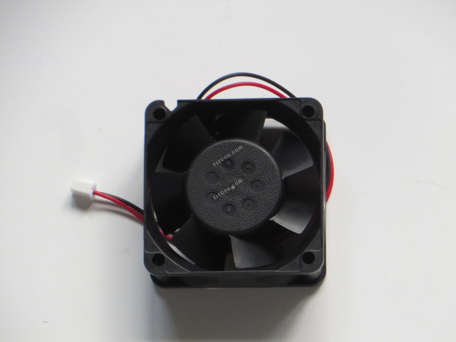 NMB 2410ML-05W-B60-B00 24V 0,17A 3,12W 2 vezeték Hűtőventilátor 