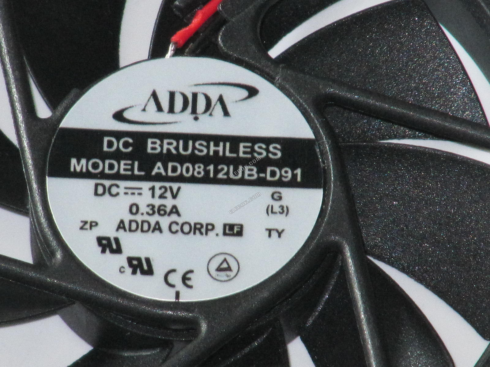 ADDA AD0812UB-D91 12V 0,36A 2 vodiče chladicí ventilátor 