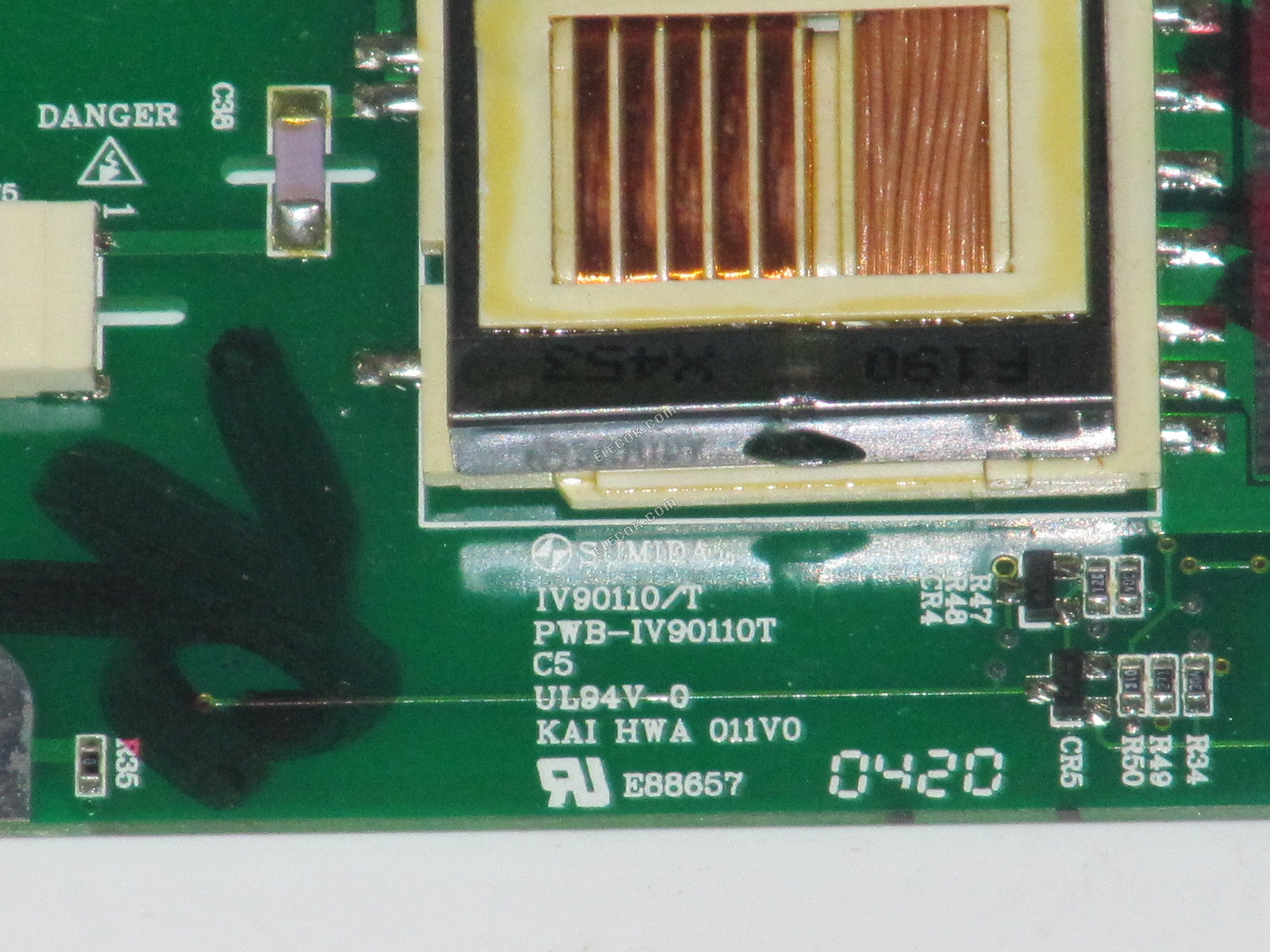 AL1714B típus 19V nagyfeszültségű tábla PWB-IV90110T C5 