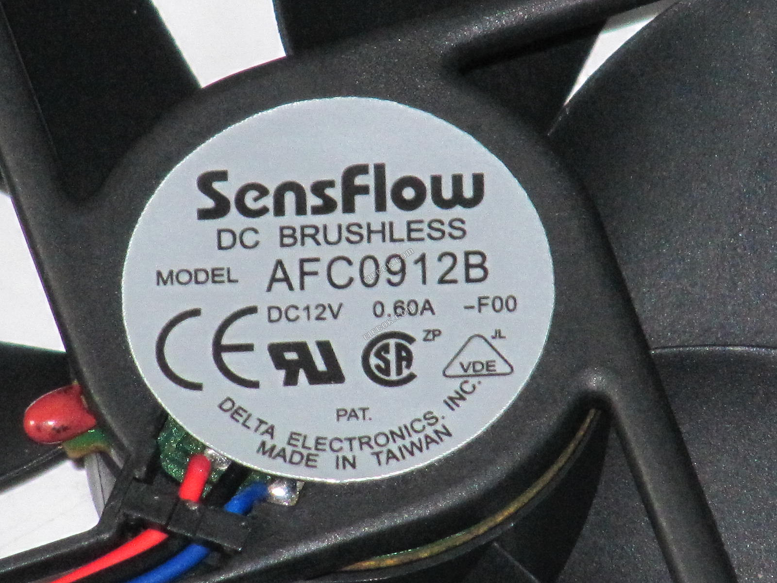 DELTA AFC0912B-F00 12V 0.60A 3 vezeték hűtőventilátor 